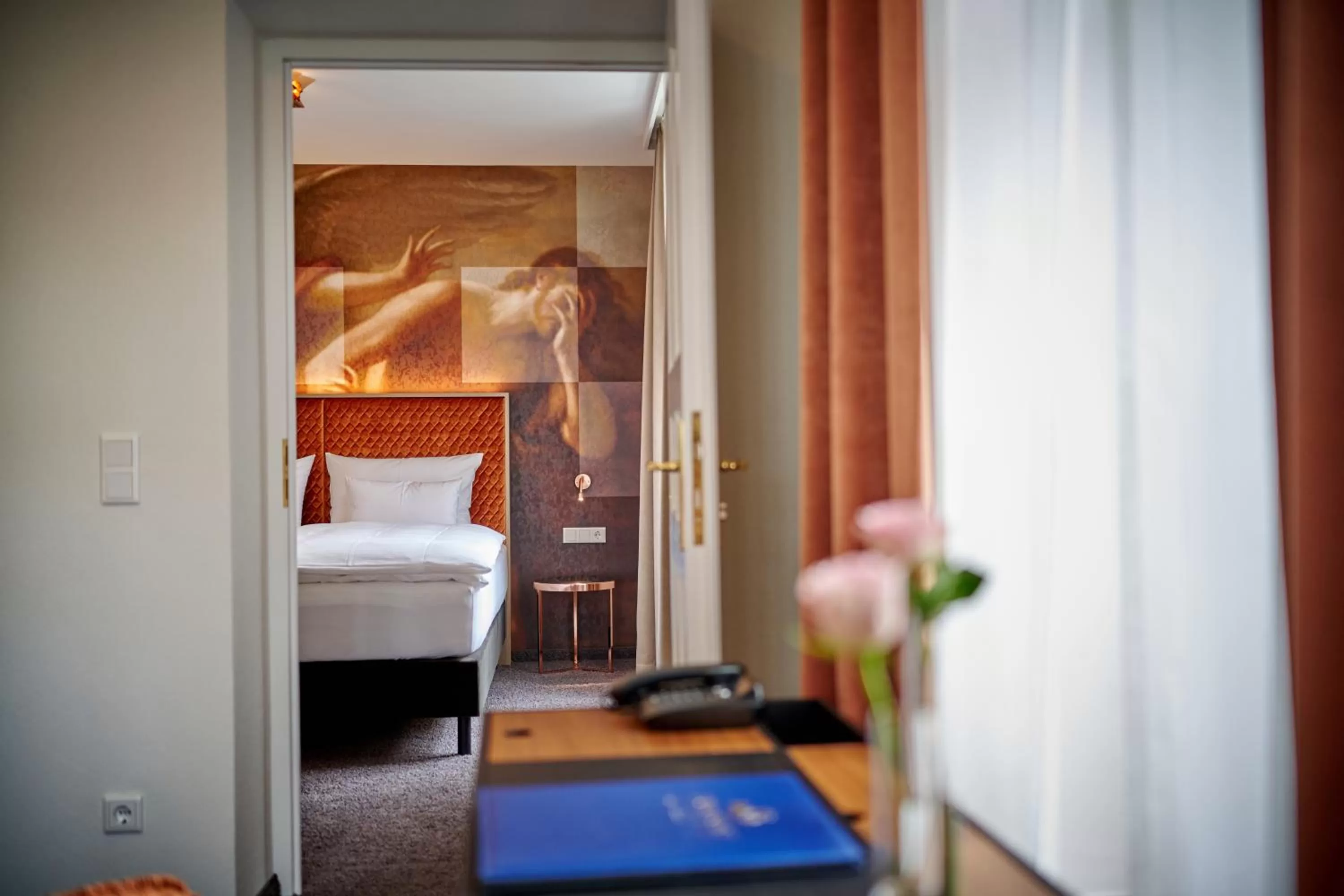 Bedroom, Bed in Hotel Zur Post Altötting