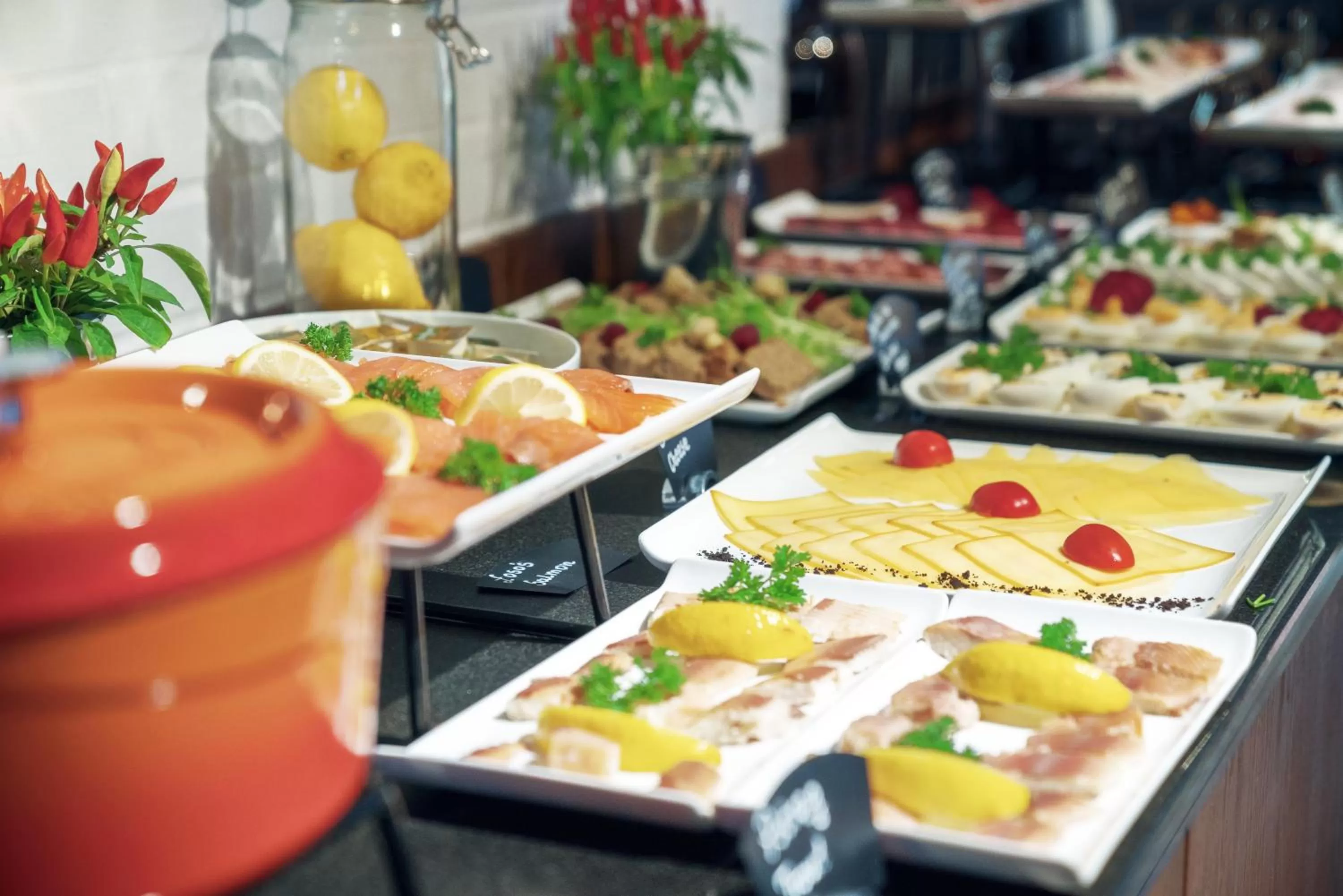 Food in GRANO HOTEL Gdańsk Riverside dawniej HOTEL ALMOND BUSINESS & SPA