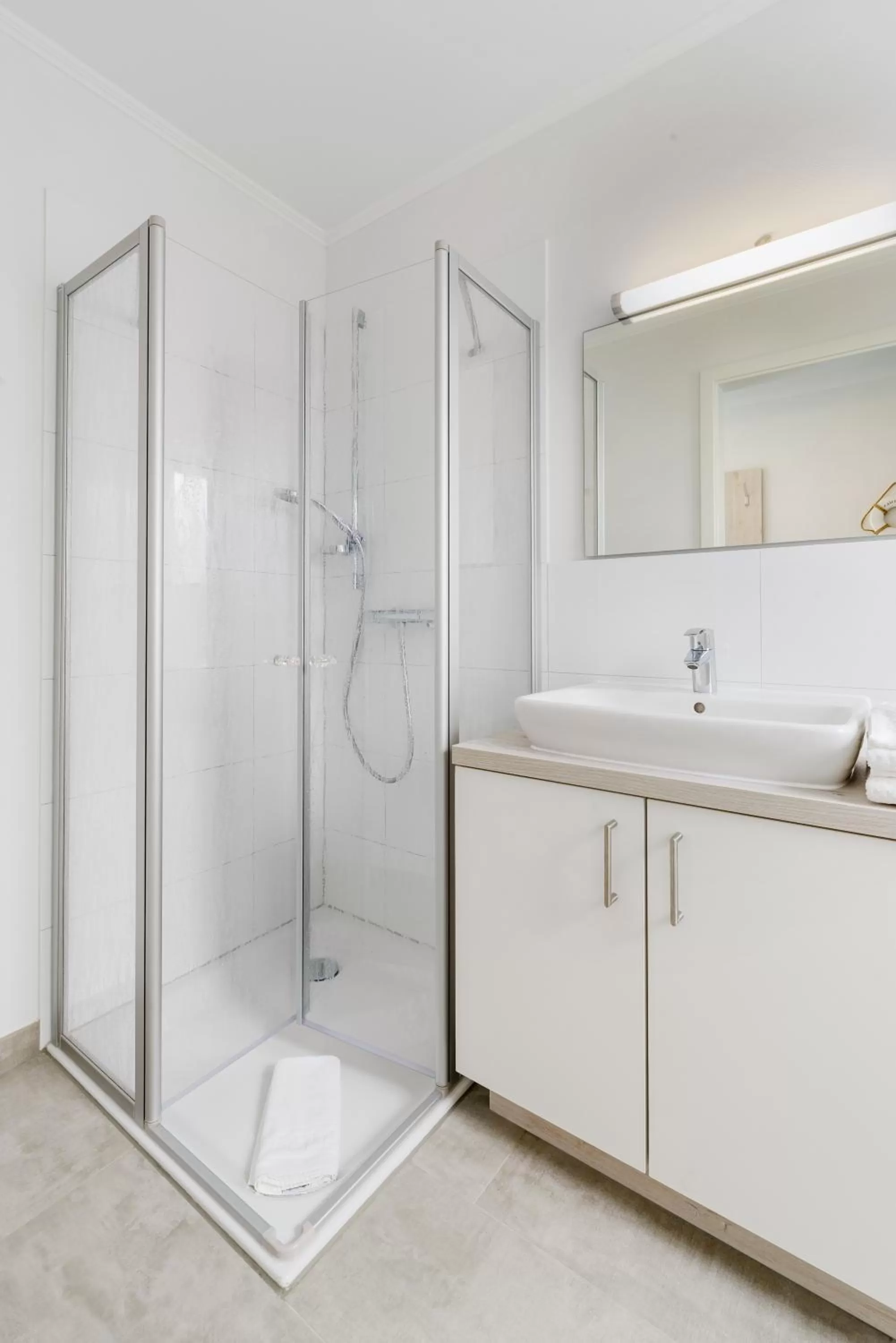 Bathroom in Nordsee-Hotel Hinrichsen