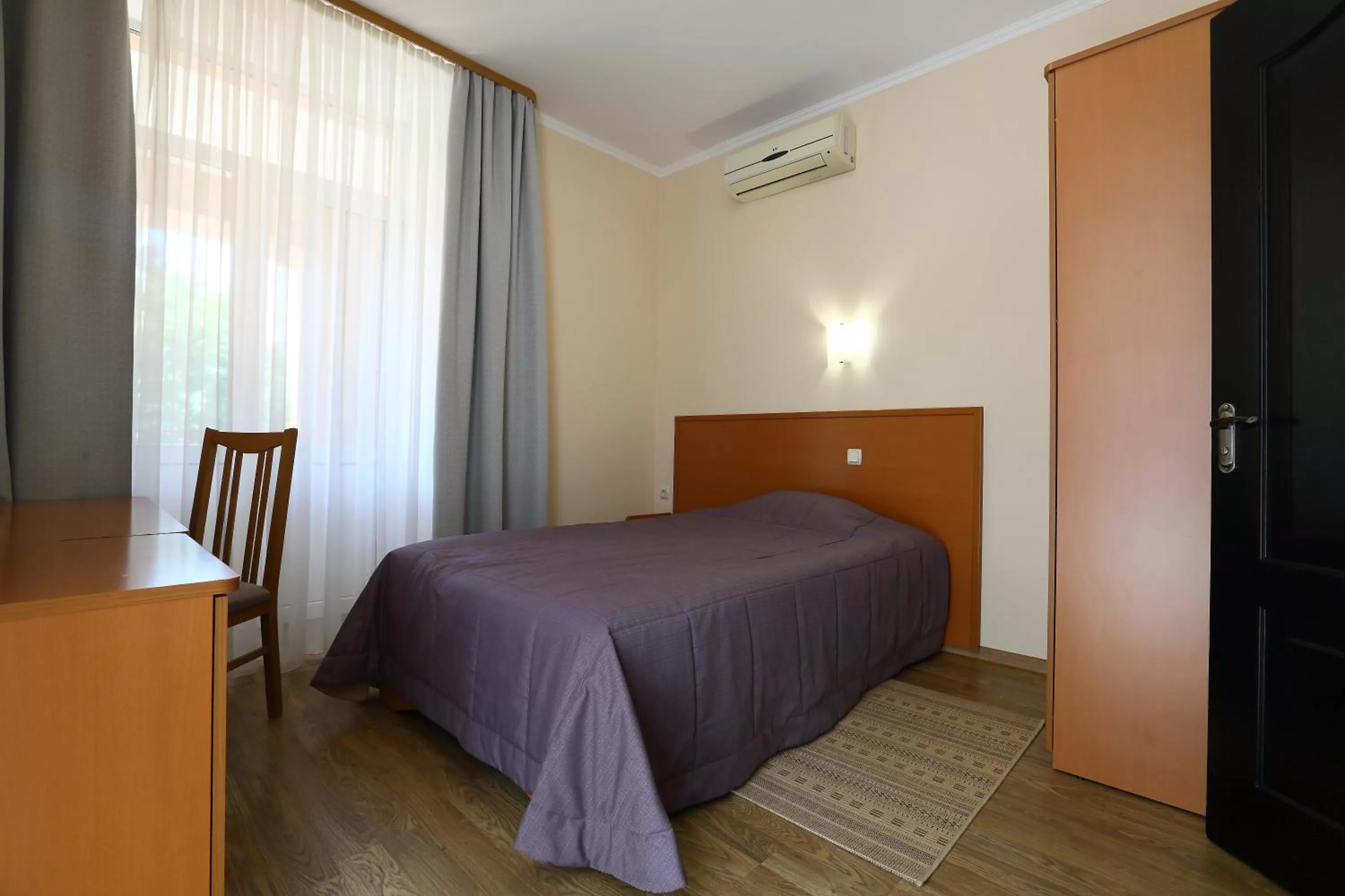 Bedroom, Bed in Oberig Hotel