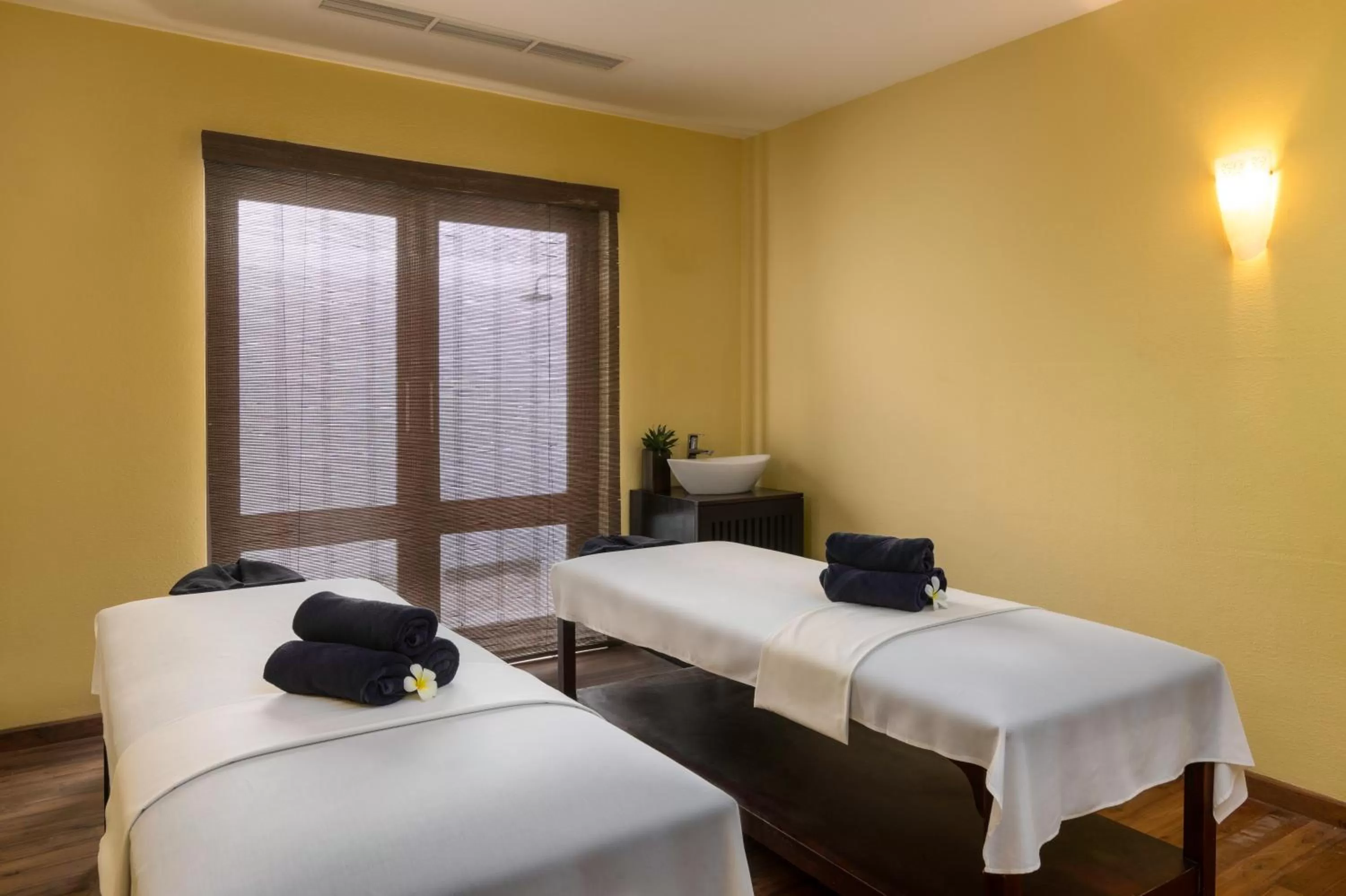 Massage, Bed in Thaala Bentota