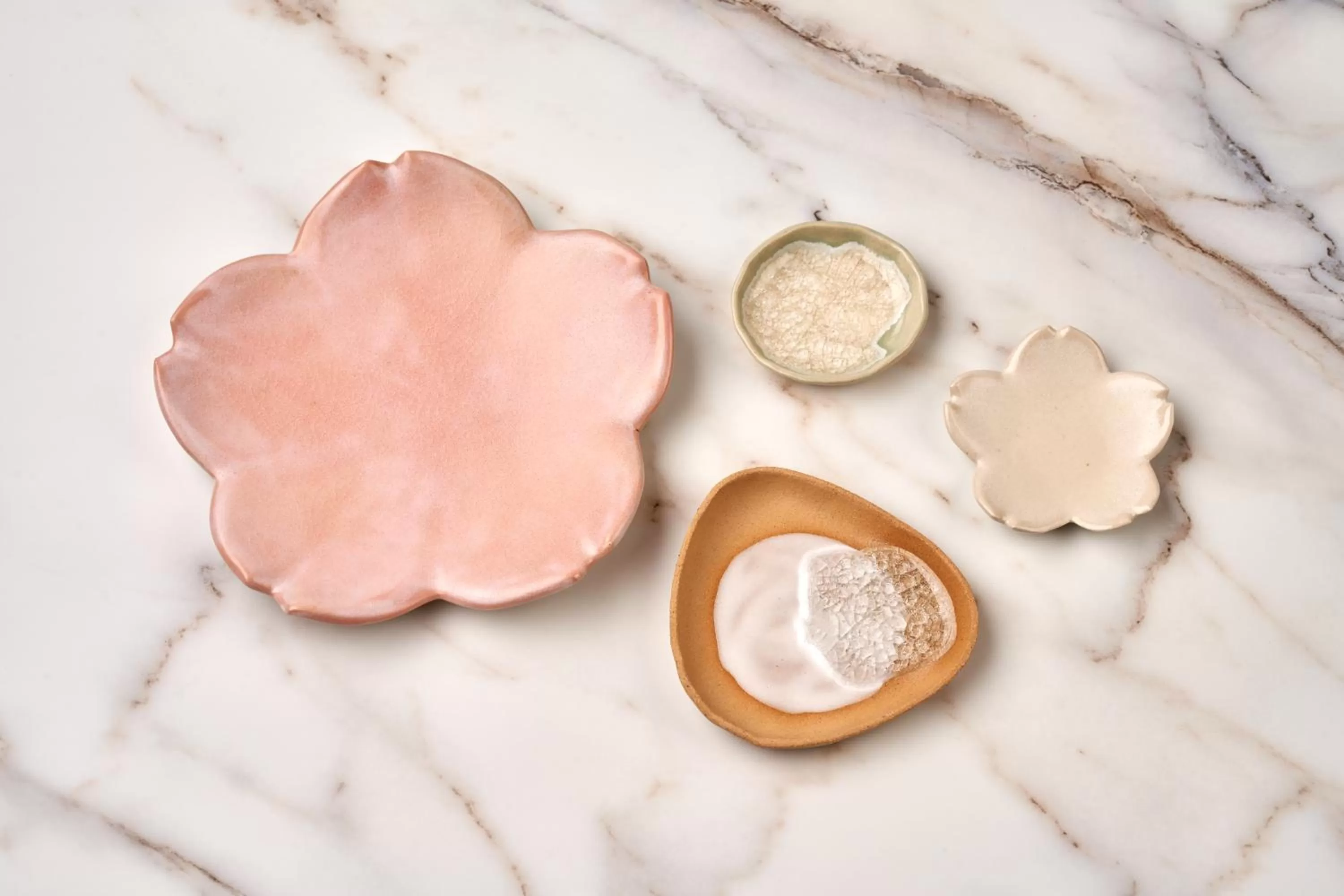 Property building in Hong Kong Gold Coast Hotel