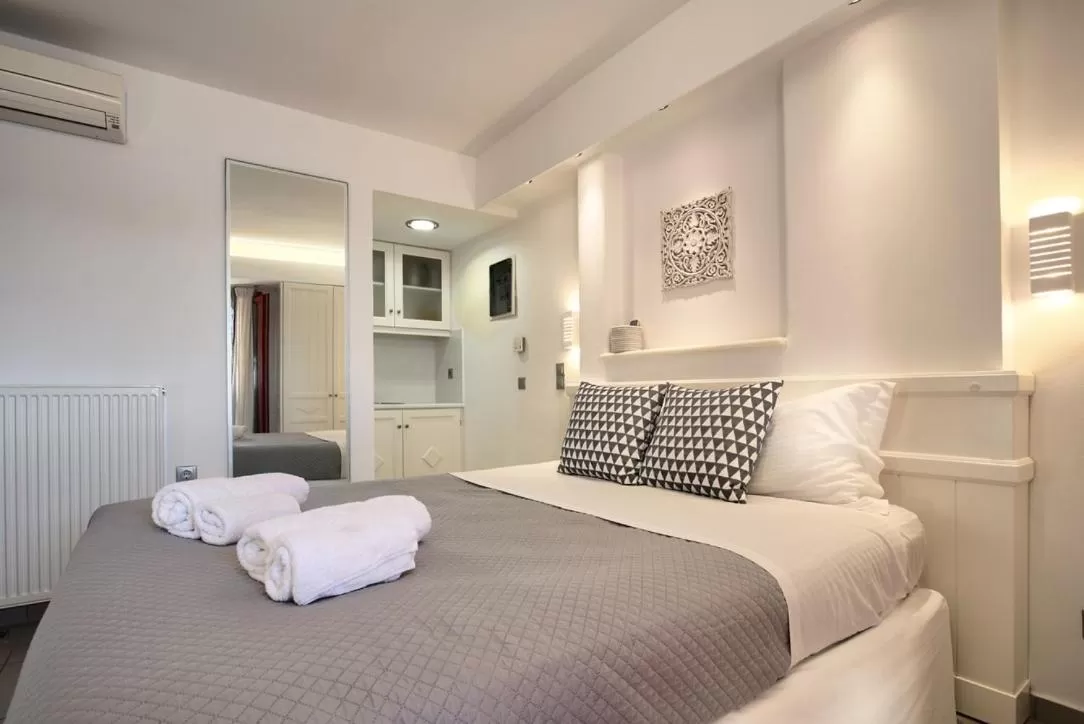 Bed in Katerina mare