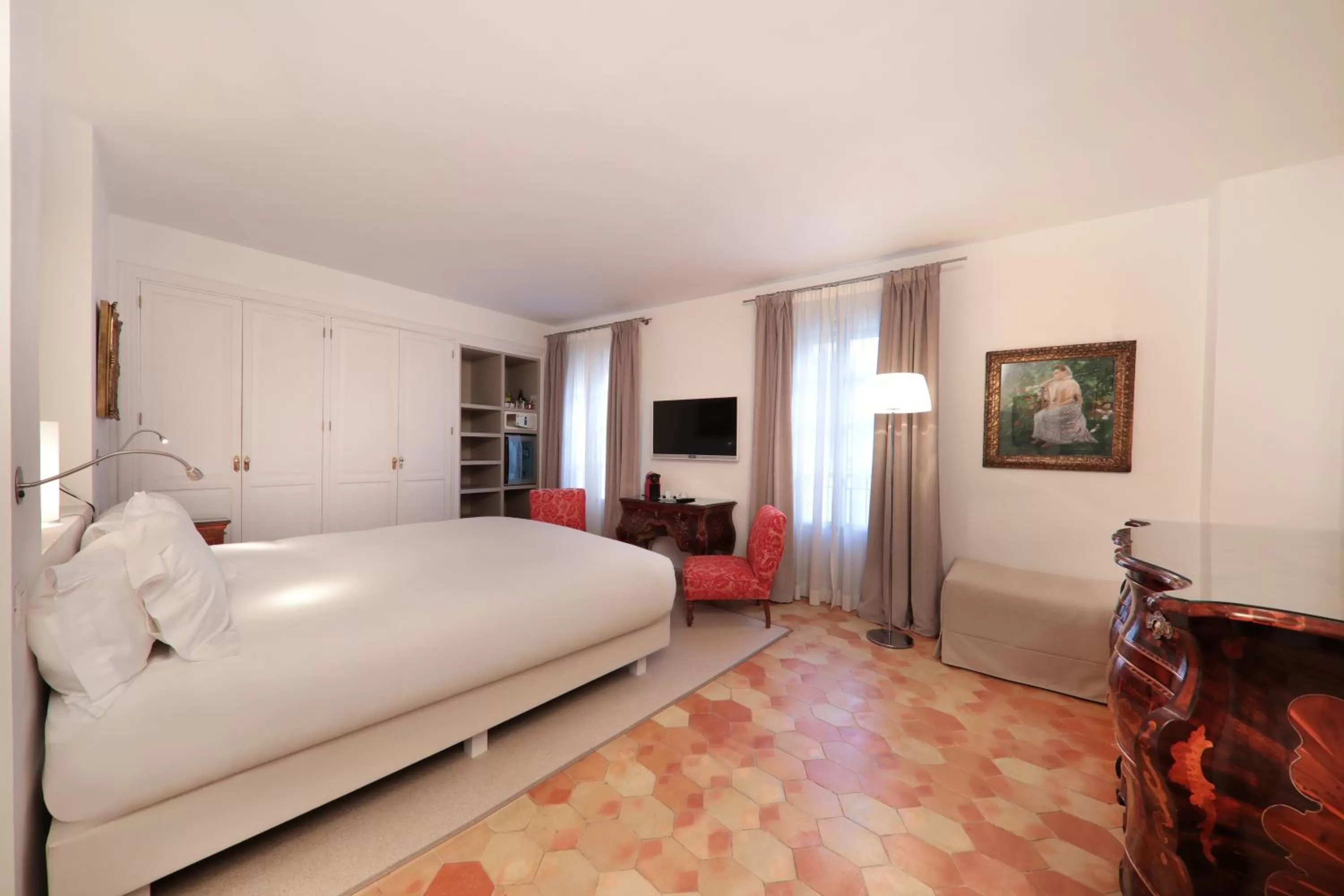 Photo of the whole room, Bed in AH Art Hotel Palma - ONLY ADULTS