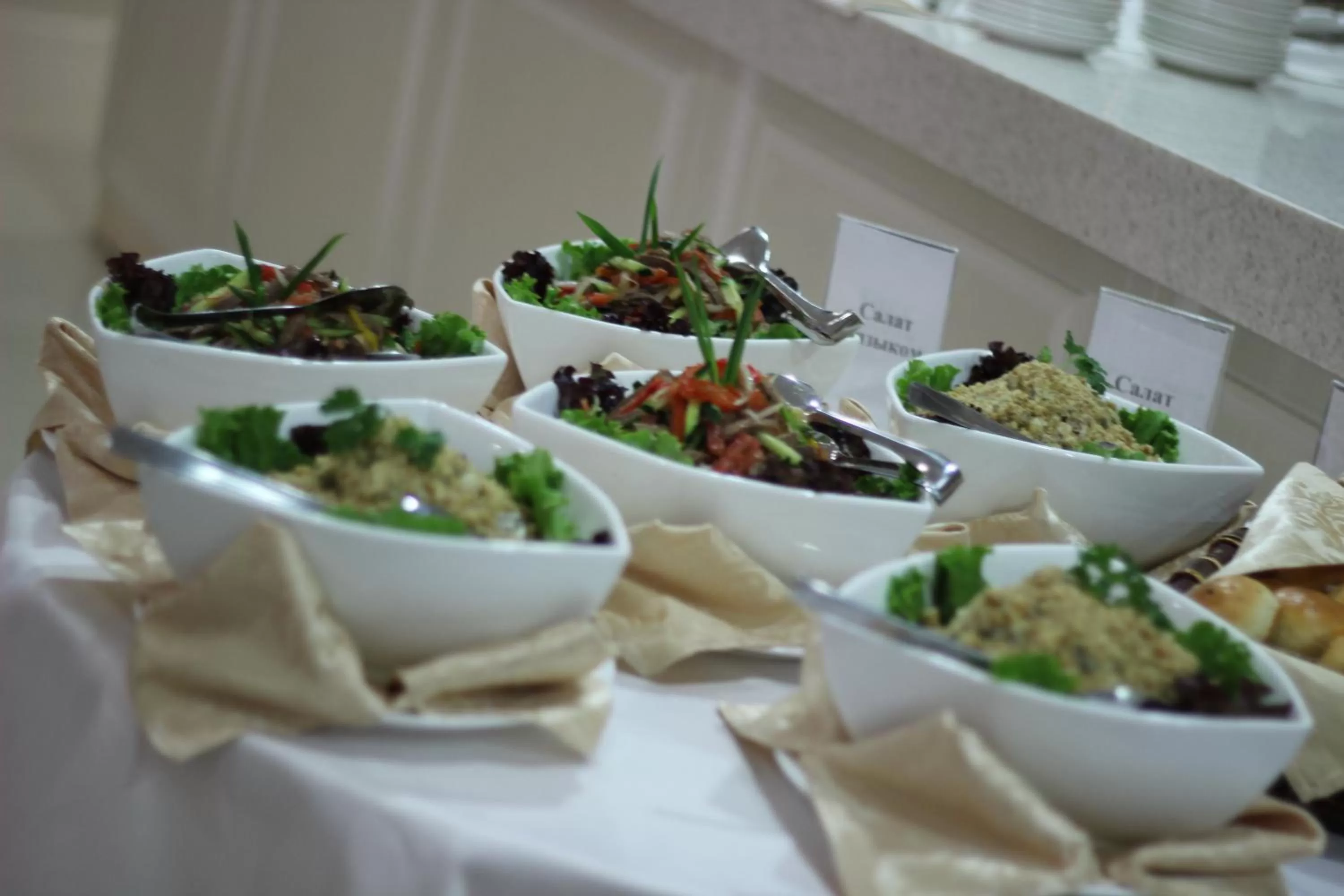 Restaurant/places to eat in King Hotel Astana