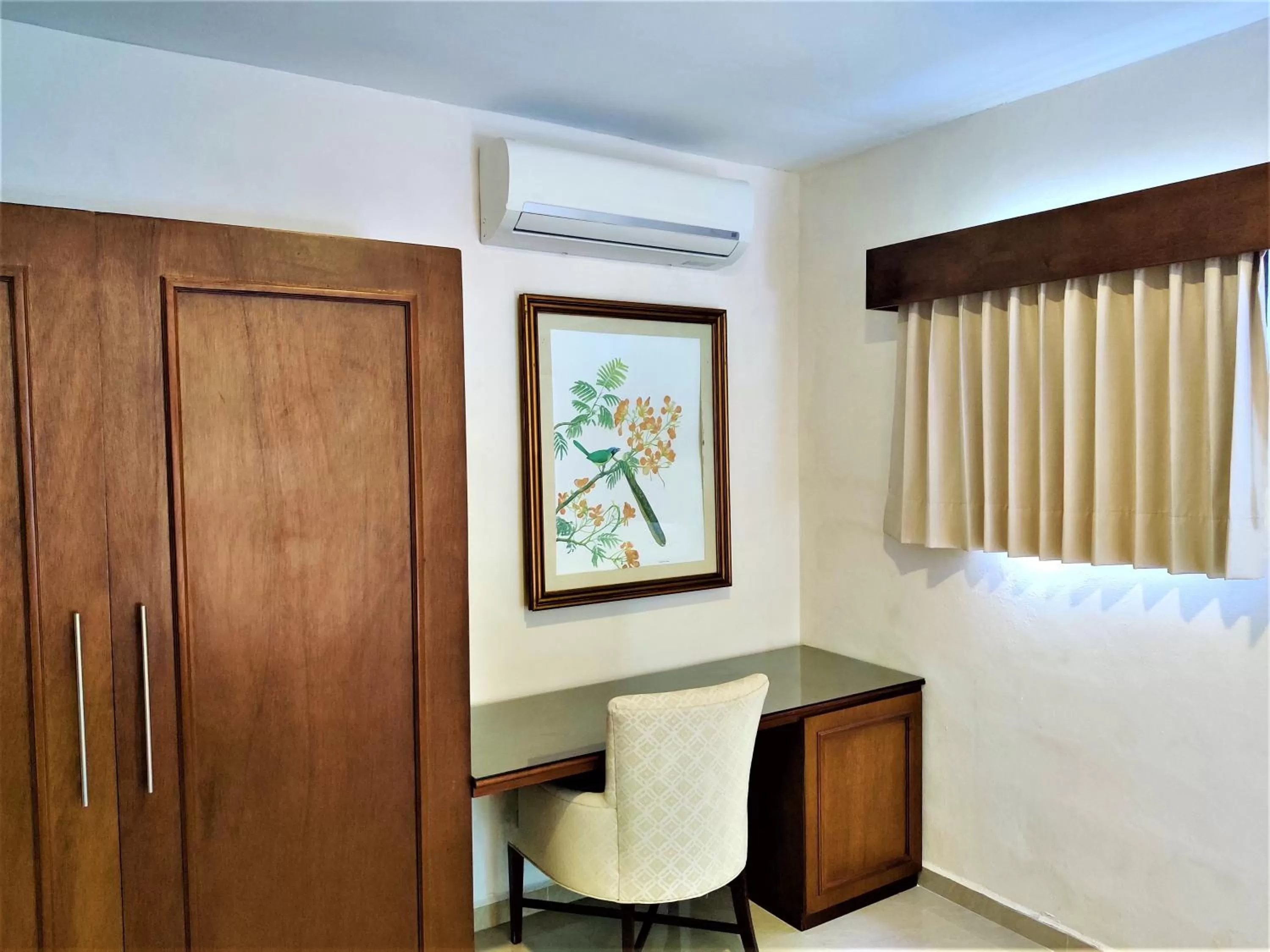 Seating area, Bed in Maison del Embajador