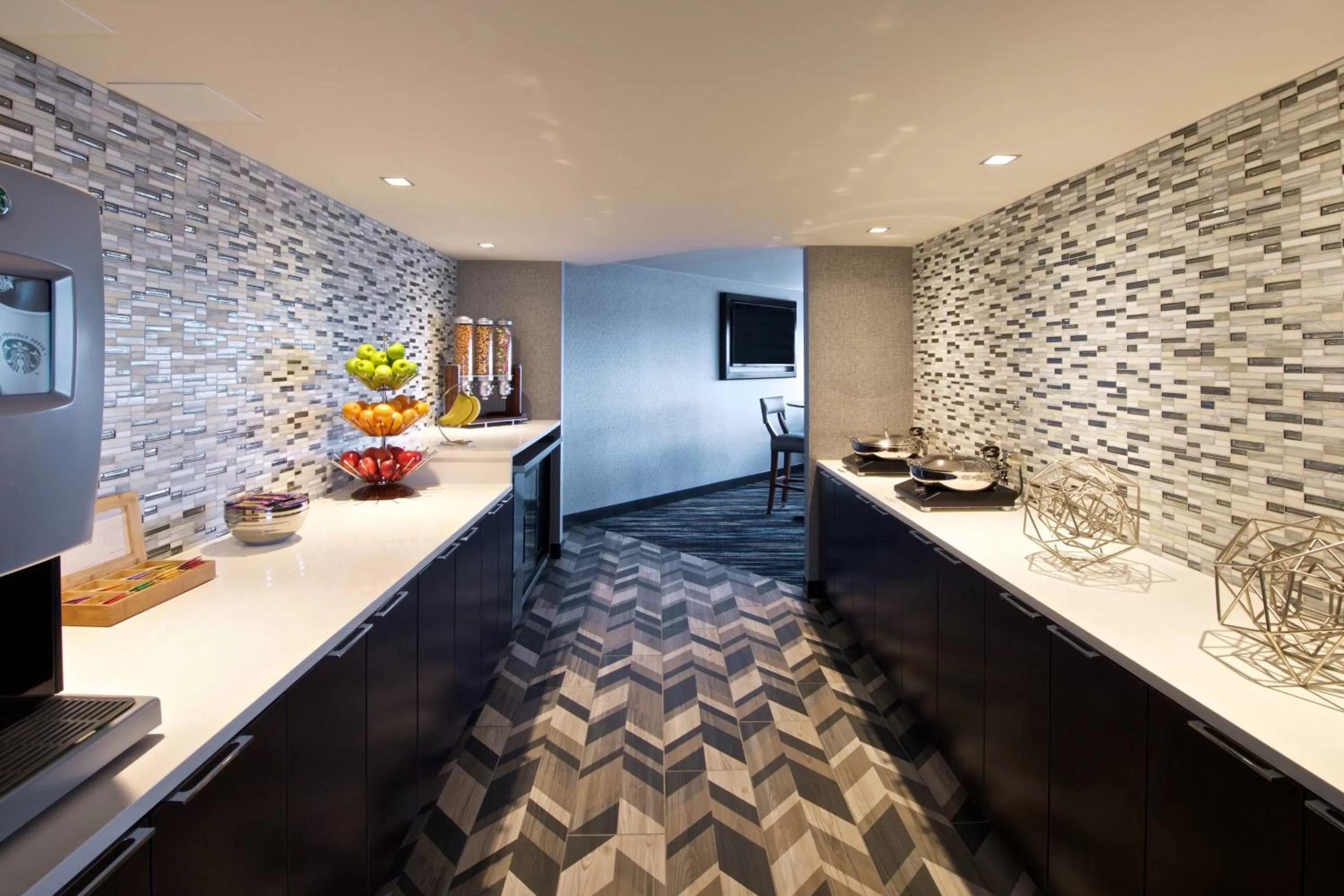 Lounge or bar in Sheraton Anchorage Hotel