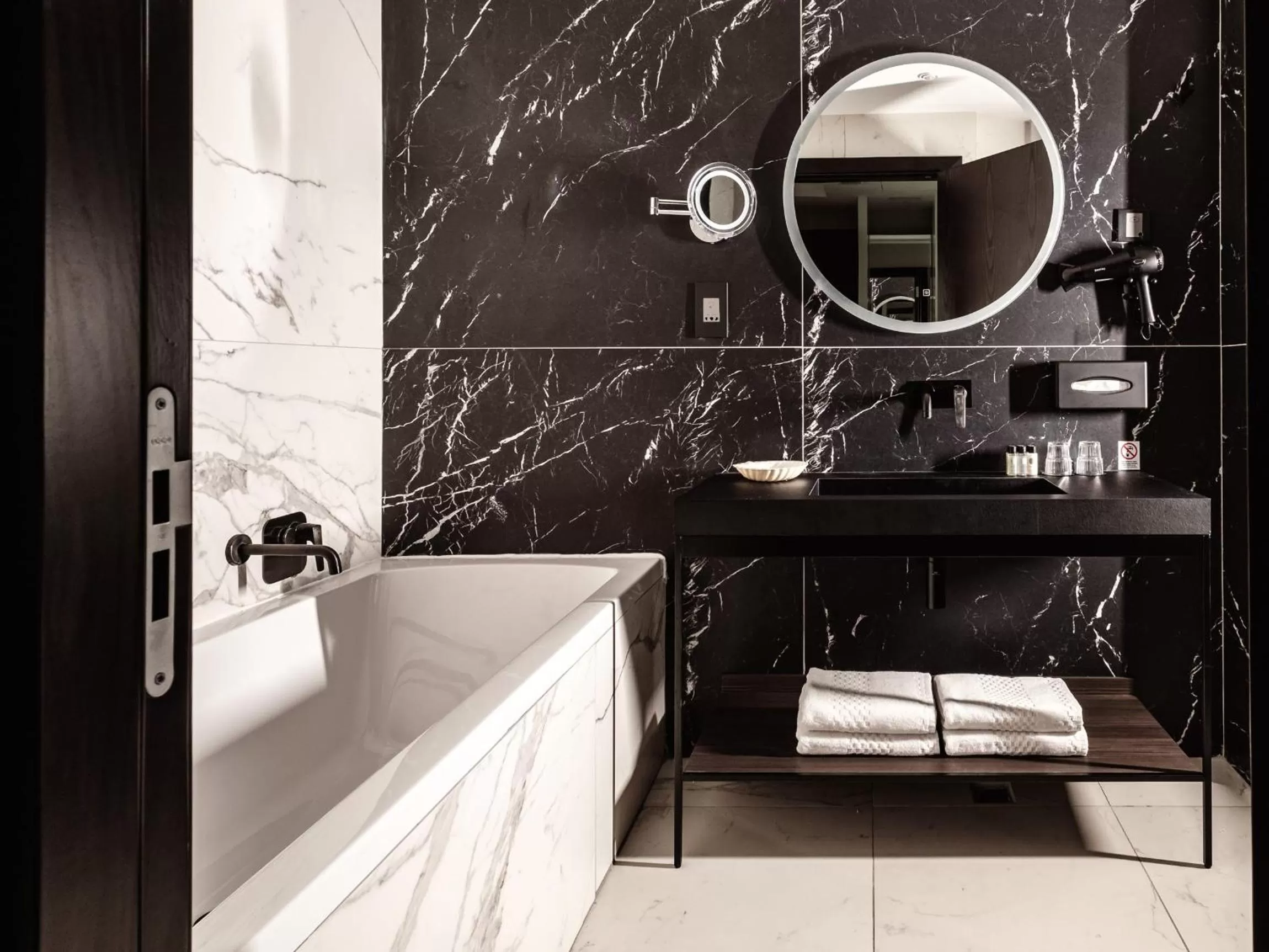 Bathroom in Melior Boutique Hotel