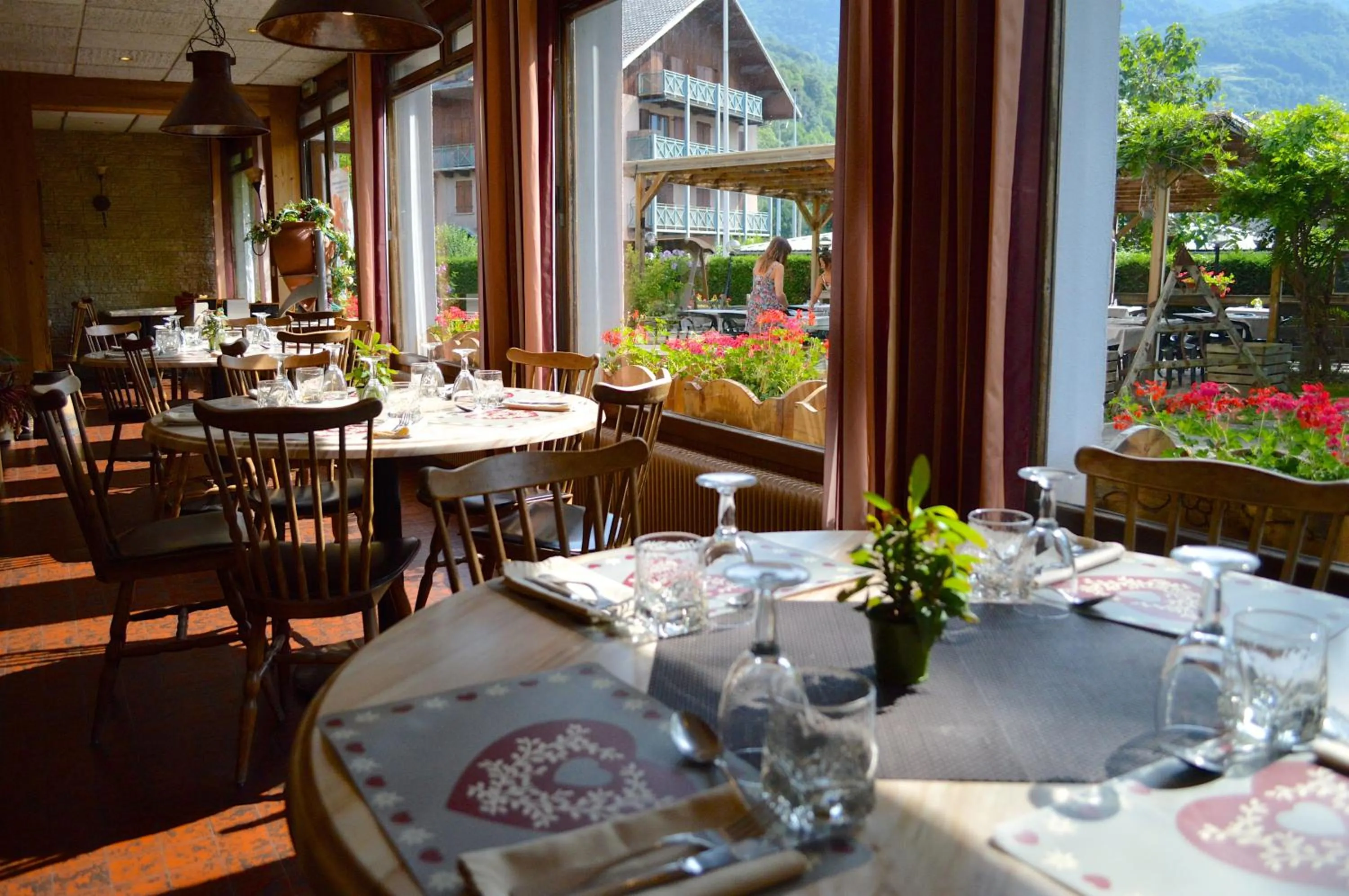 Restaurant/places to eat in Auberge de Costaroche