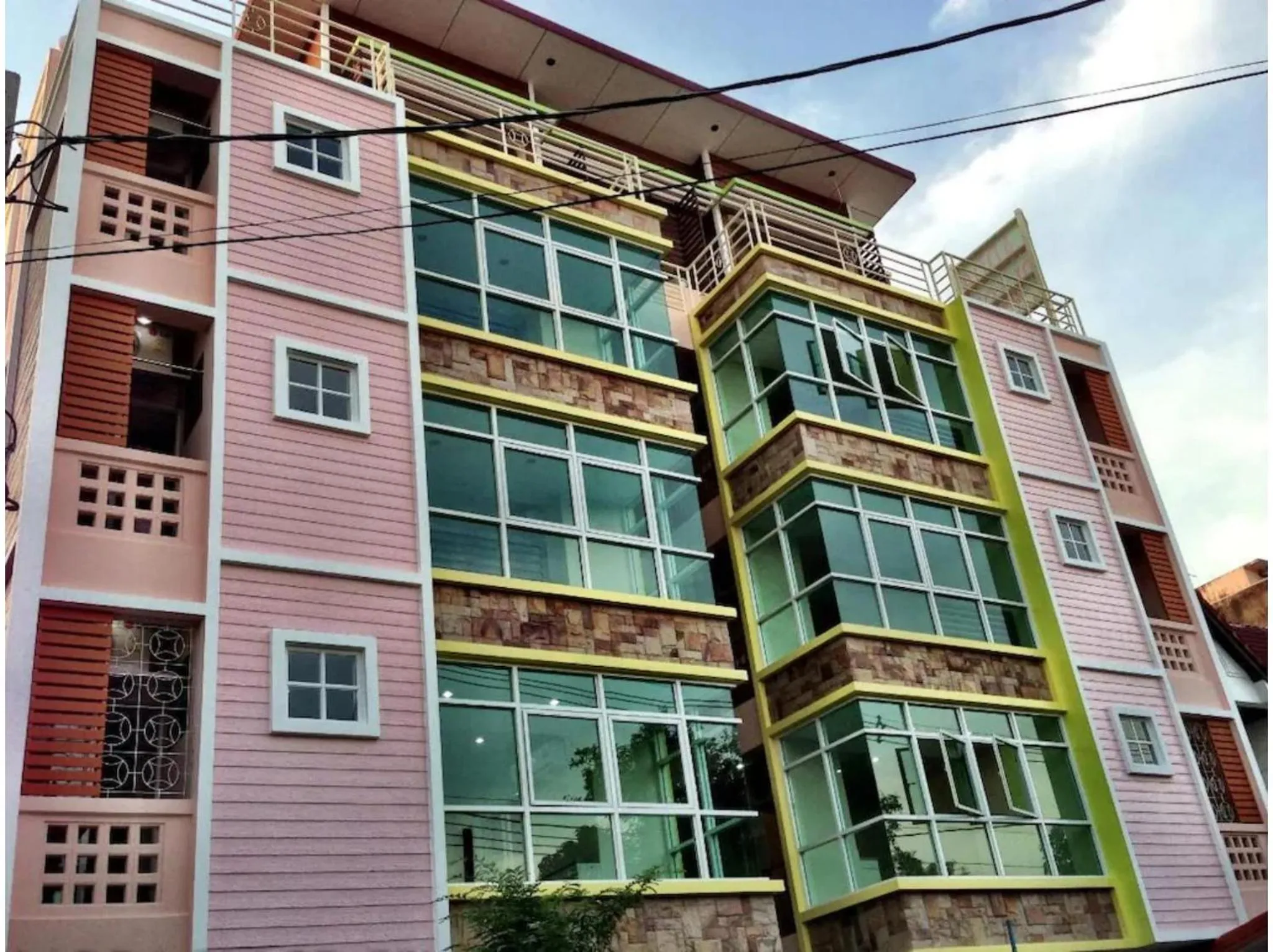 Facade/entrance, Property Building in OYO 75405 Ladda Place