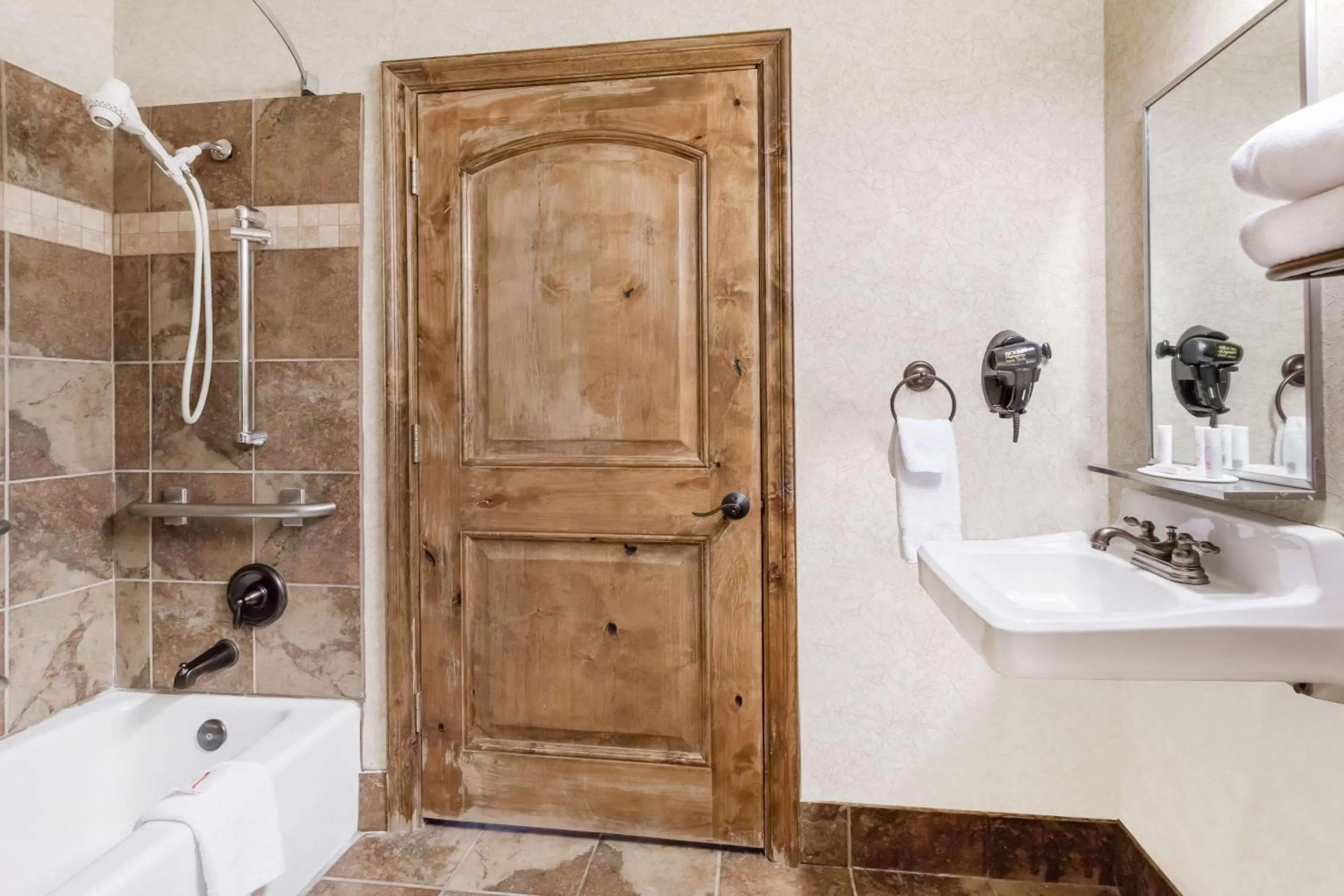 Queen Room - Mobility Access/Non-Smoking in Ramada by Wyndham Frisco