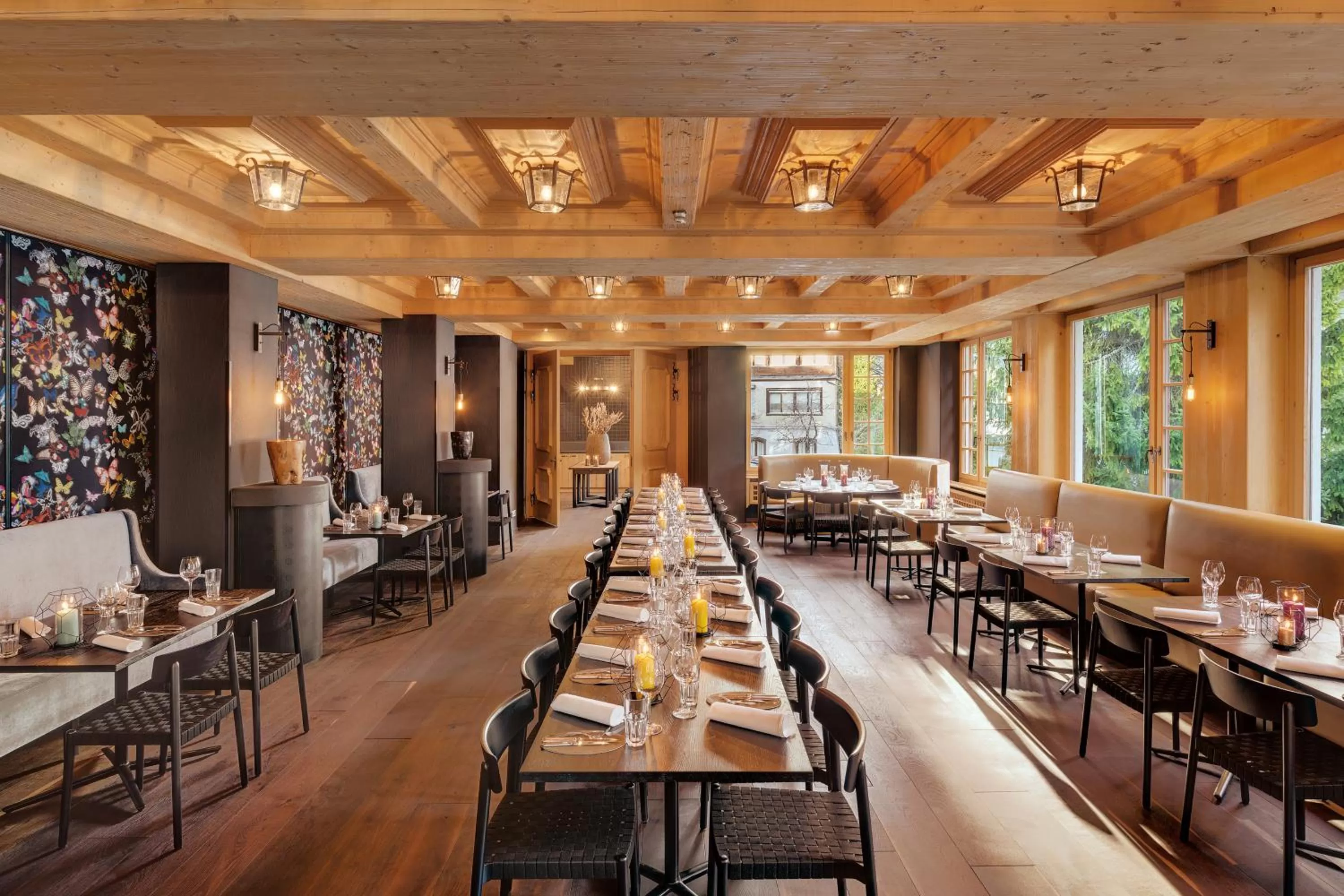 Restaurant/places to eat in Morosani Posthotel