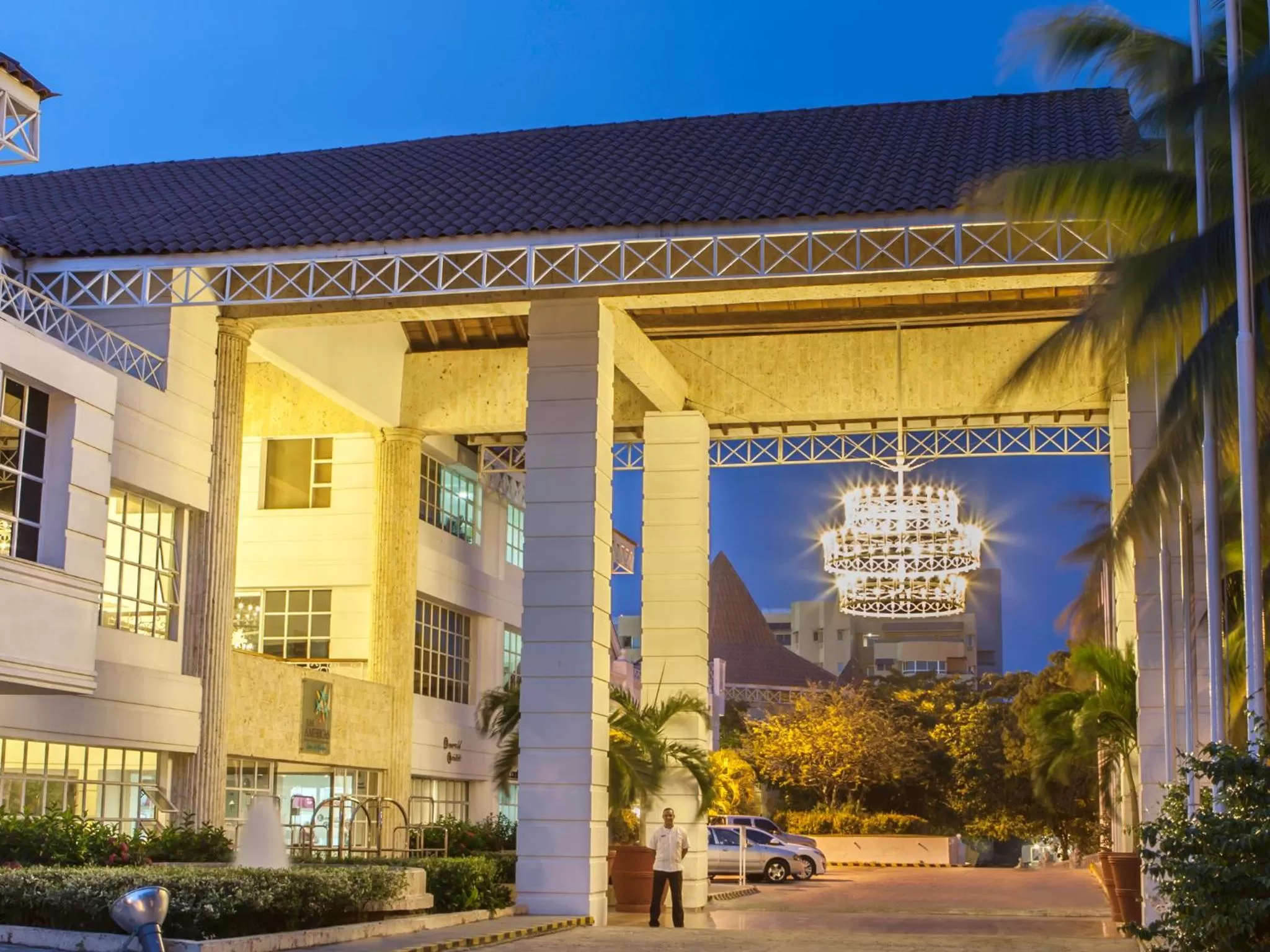 Facade/entrance in Hotel Las Americas Casa de Playa