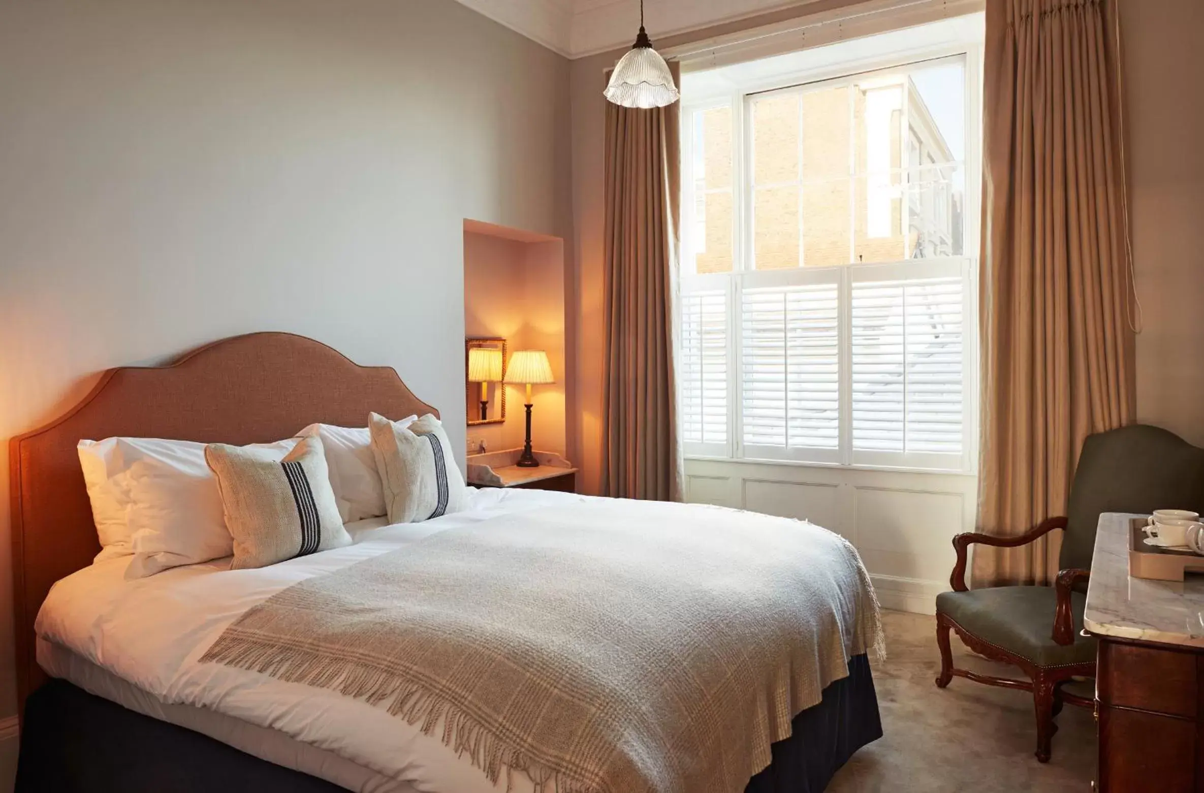 Deluxe Room in Albion House at Ramsgate Deluxe Room in Albion House at Ramsgate