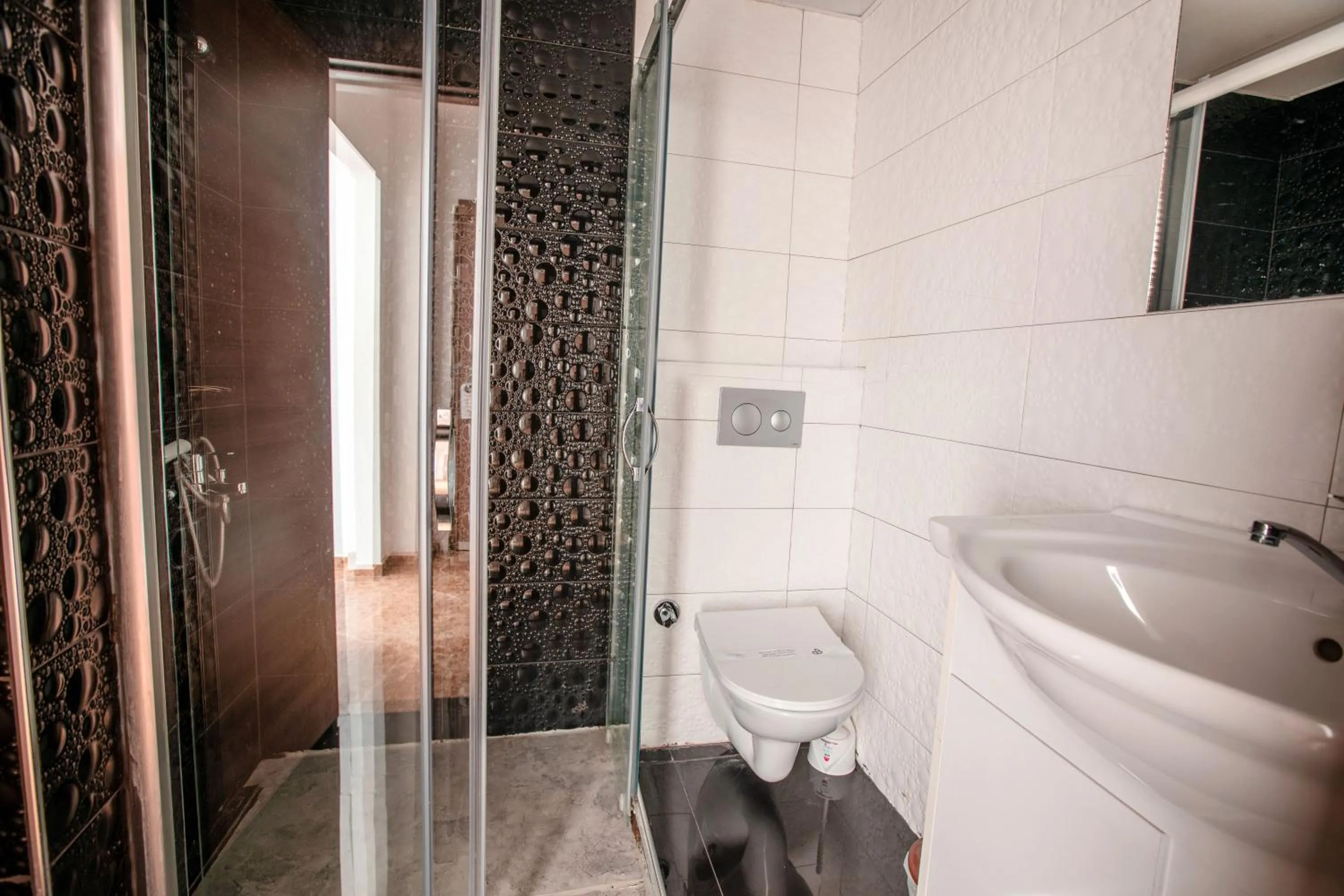 Bathroom in Kristal Beach Hotel