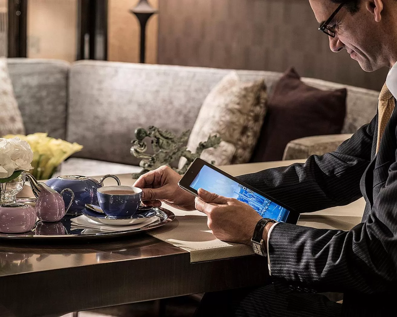 Living room in Four Seasons Hotel Shenzhen