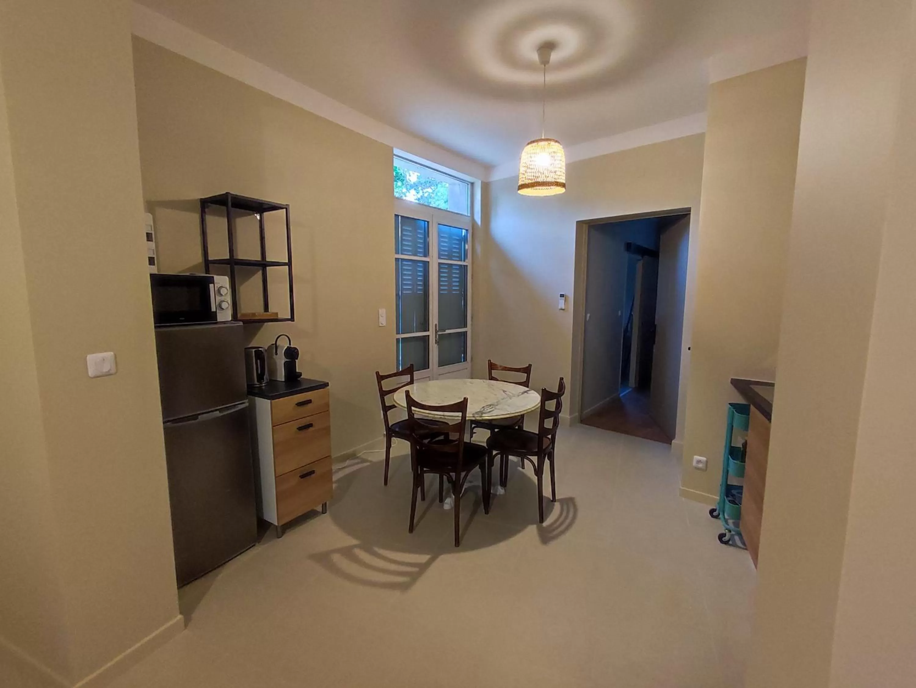 kitchen in Gîte d'étape et de groupe du Clos Saint Roch