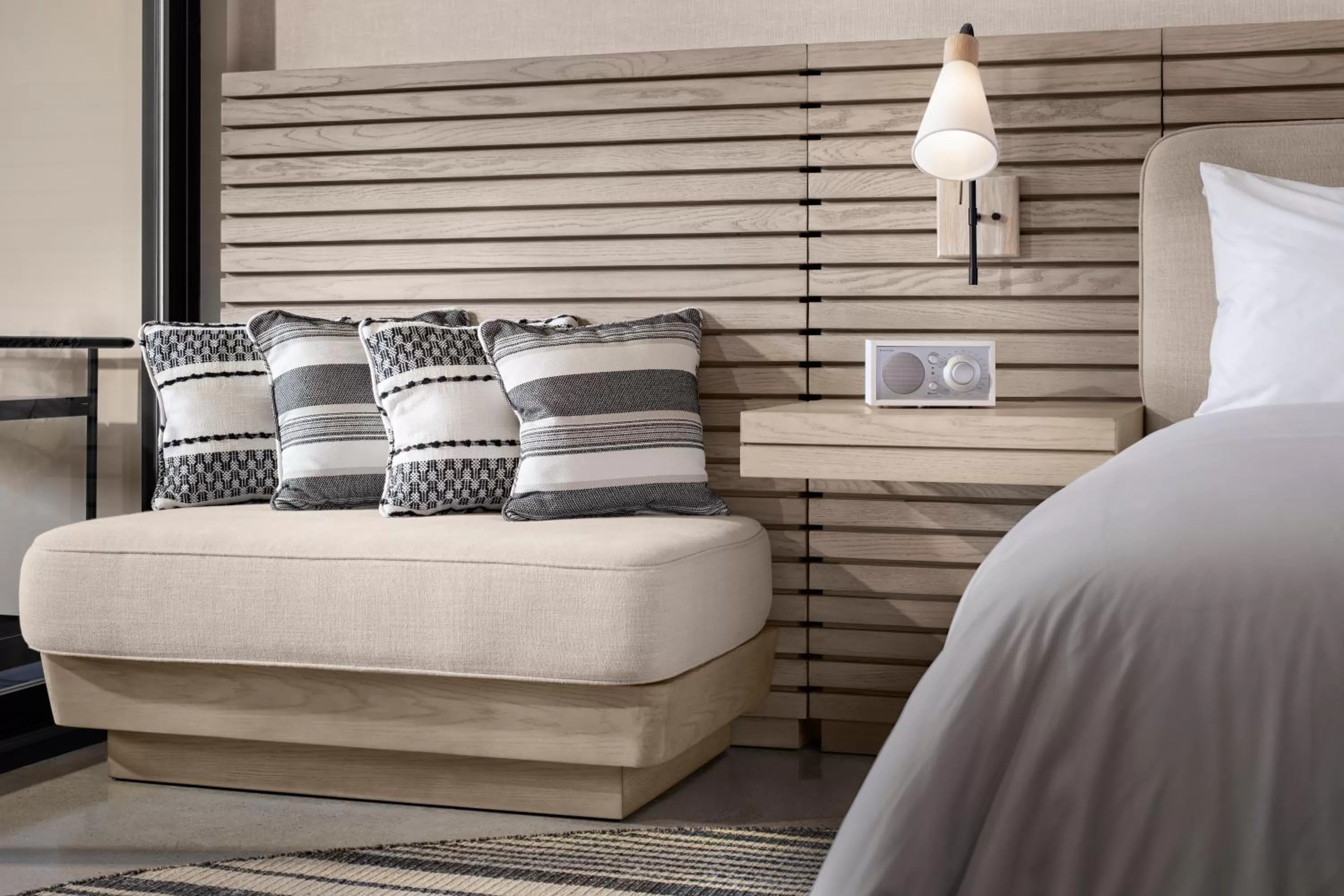 Seating area, Bed in Alila Marea Beach Resort Encinitas, a Hyatt Resort