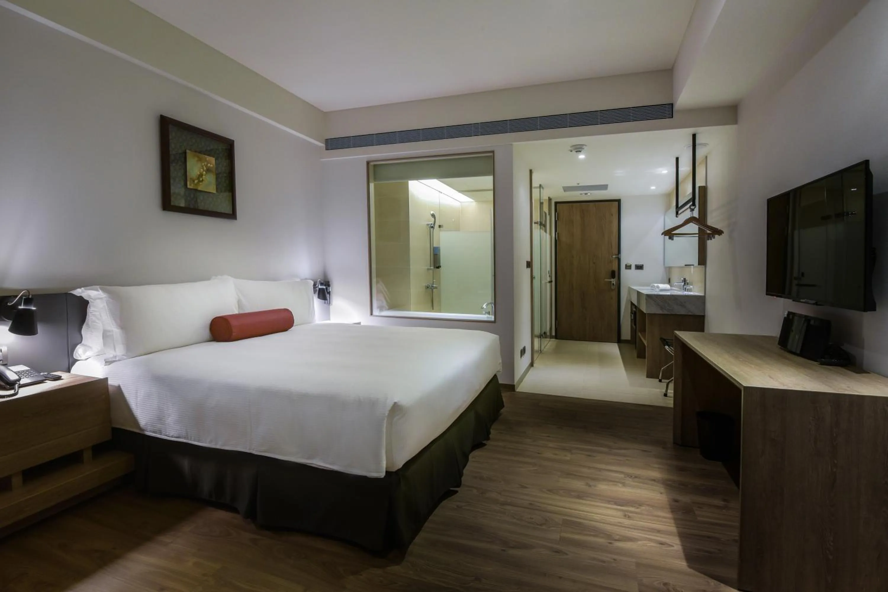 Photo of the whole room, Bed in Just Sleep Kaohsiung Station