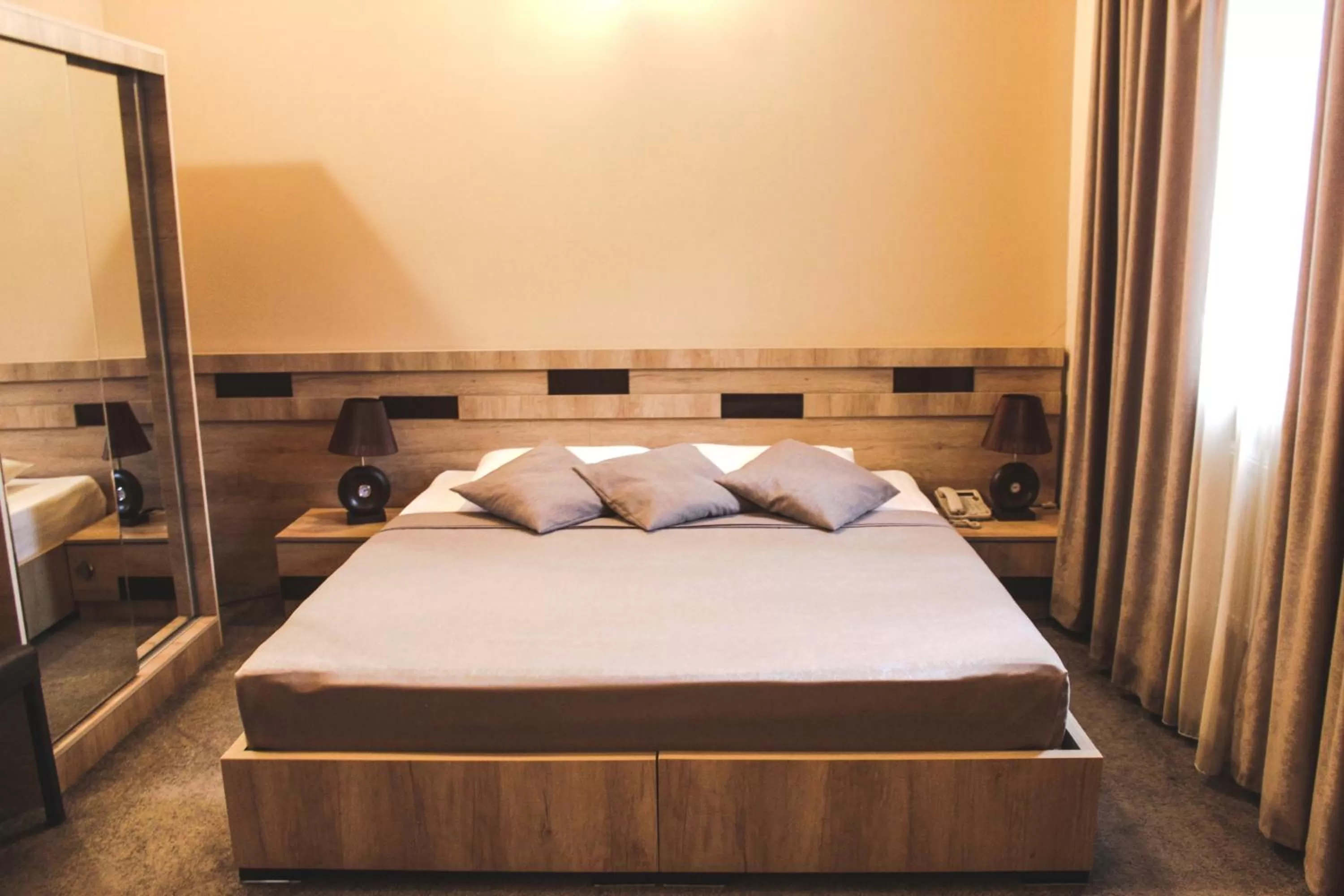 Photo of the whole room, Bed in Hotel Diplomat