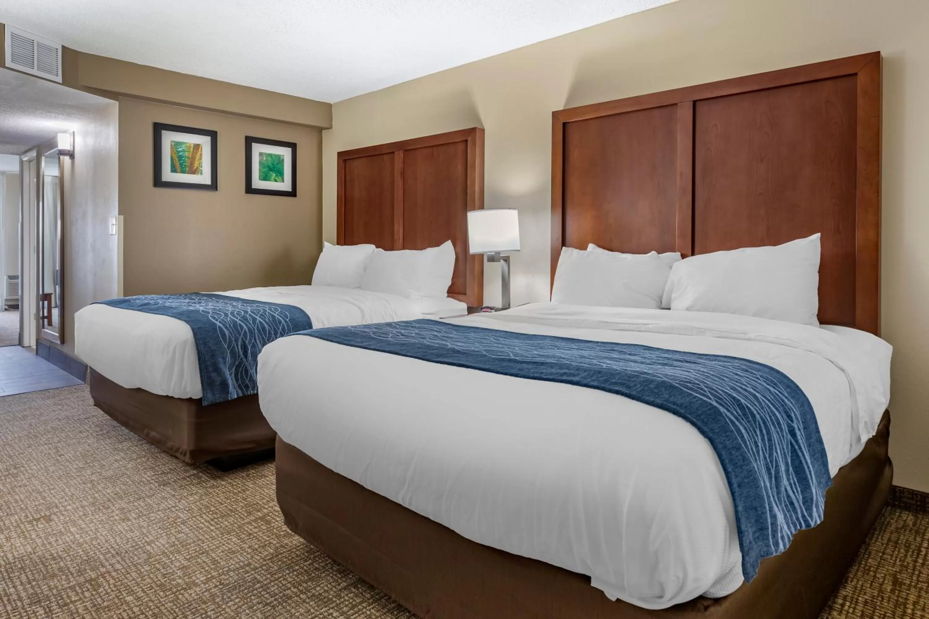 Bedroom, Bed in Comfort Inn & Suites Spring Lake - Fayetteville near Fort Bragg