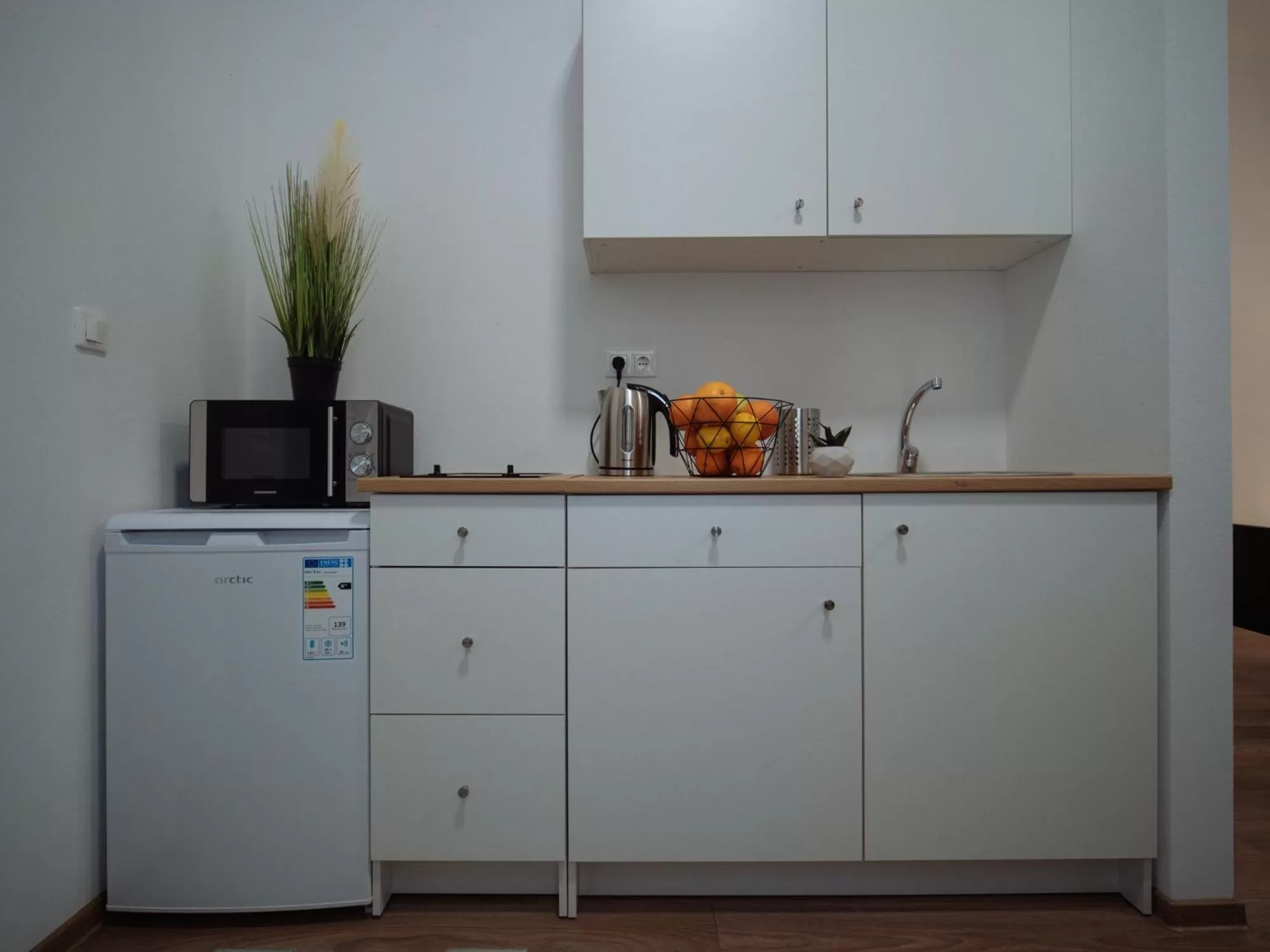 Kitchen or kitchenette in Zakarias Apartments