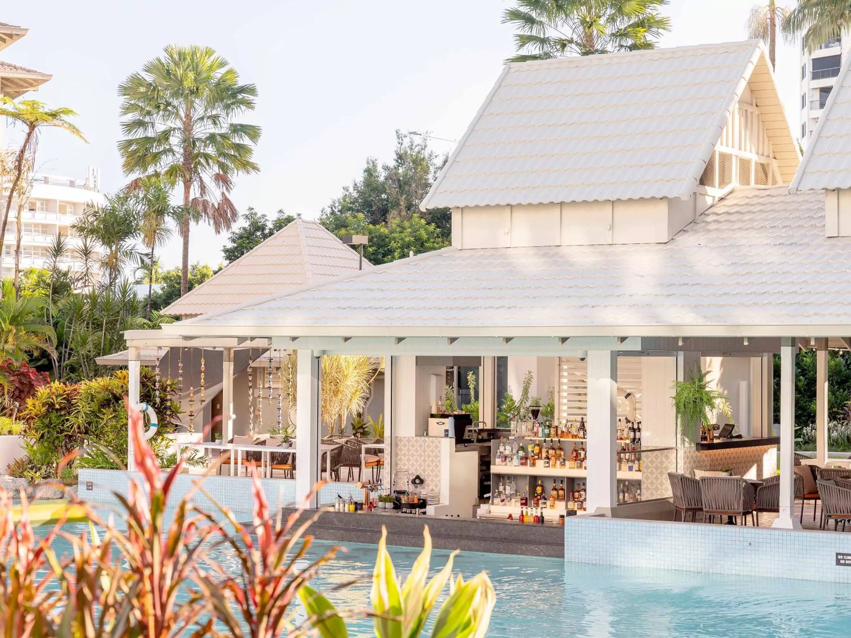 Restaurant/places to eat in Novotel Cairns Oasis Resort