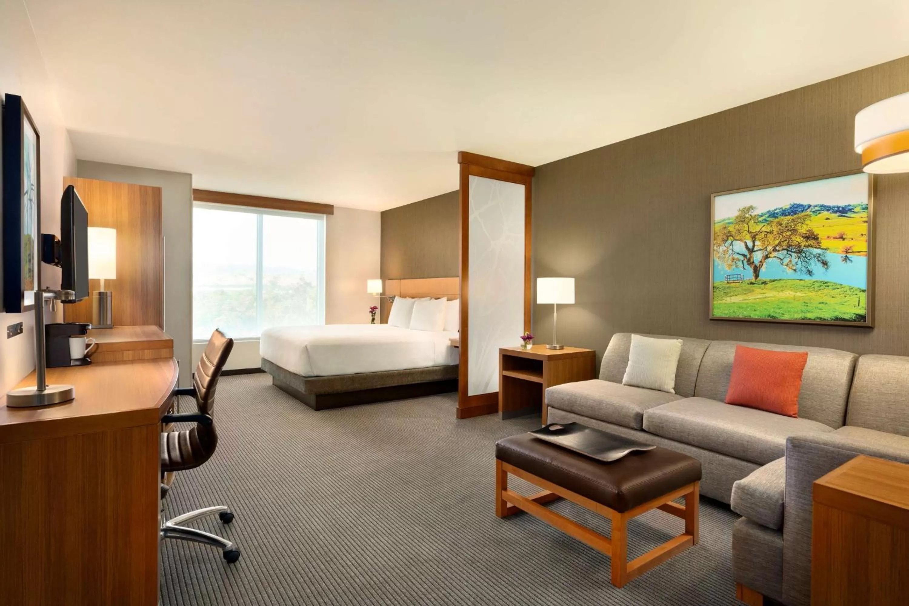 Photo of the whole room, Bed in Hyatt Place Vacaville