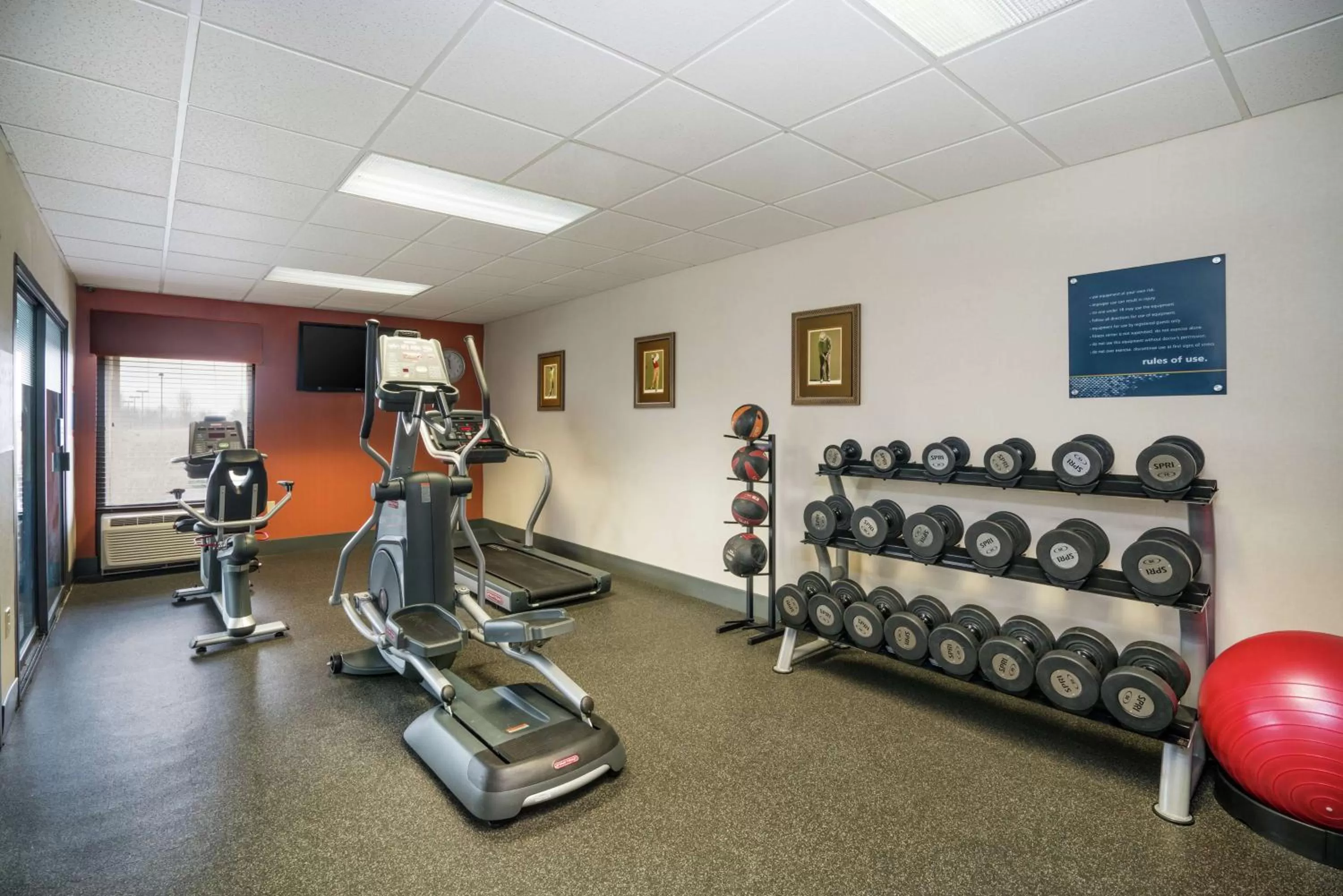 Fitness centre/facilities in Hampton Inn Bardstown