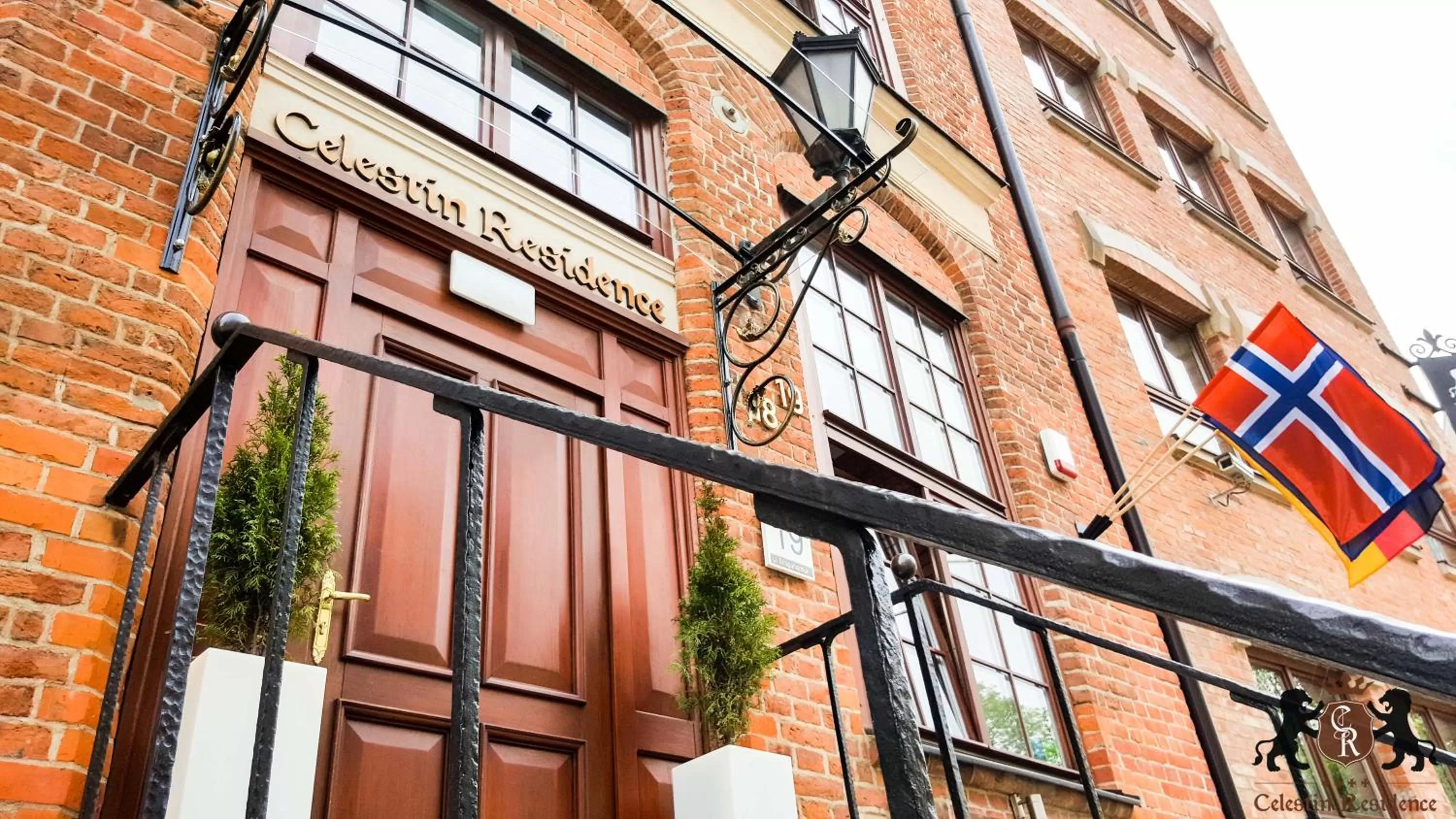 Facade/entrance in Celestin Residence