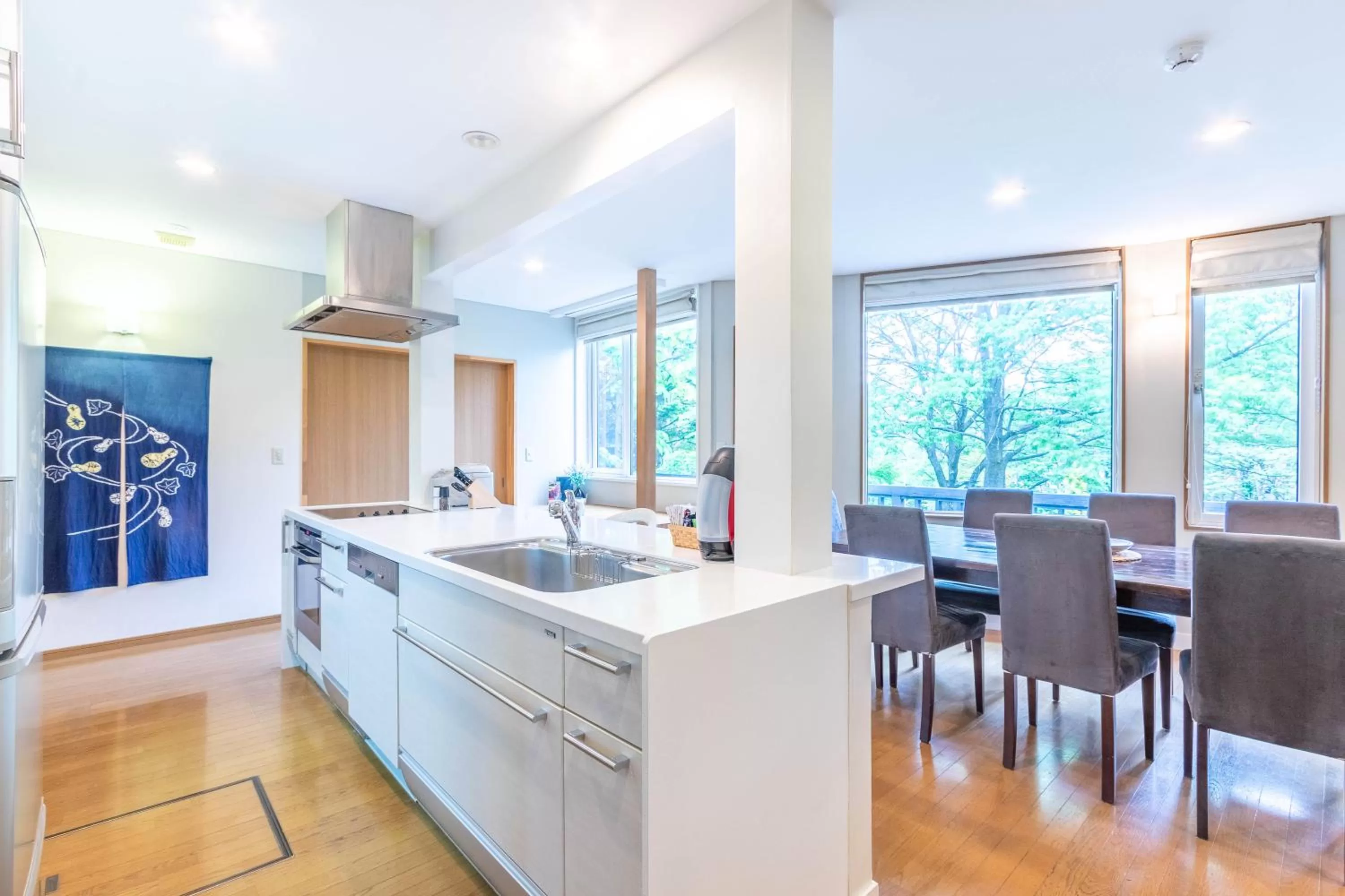 Kitchen or kitchenette in Fresh Powder Accommodation