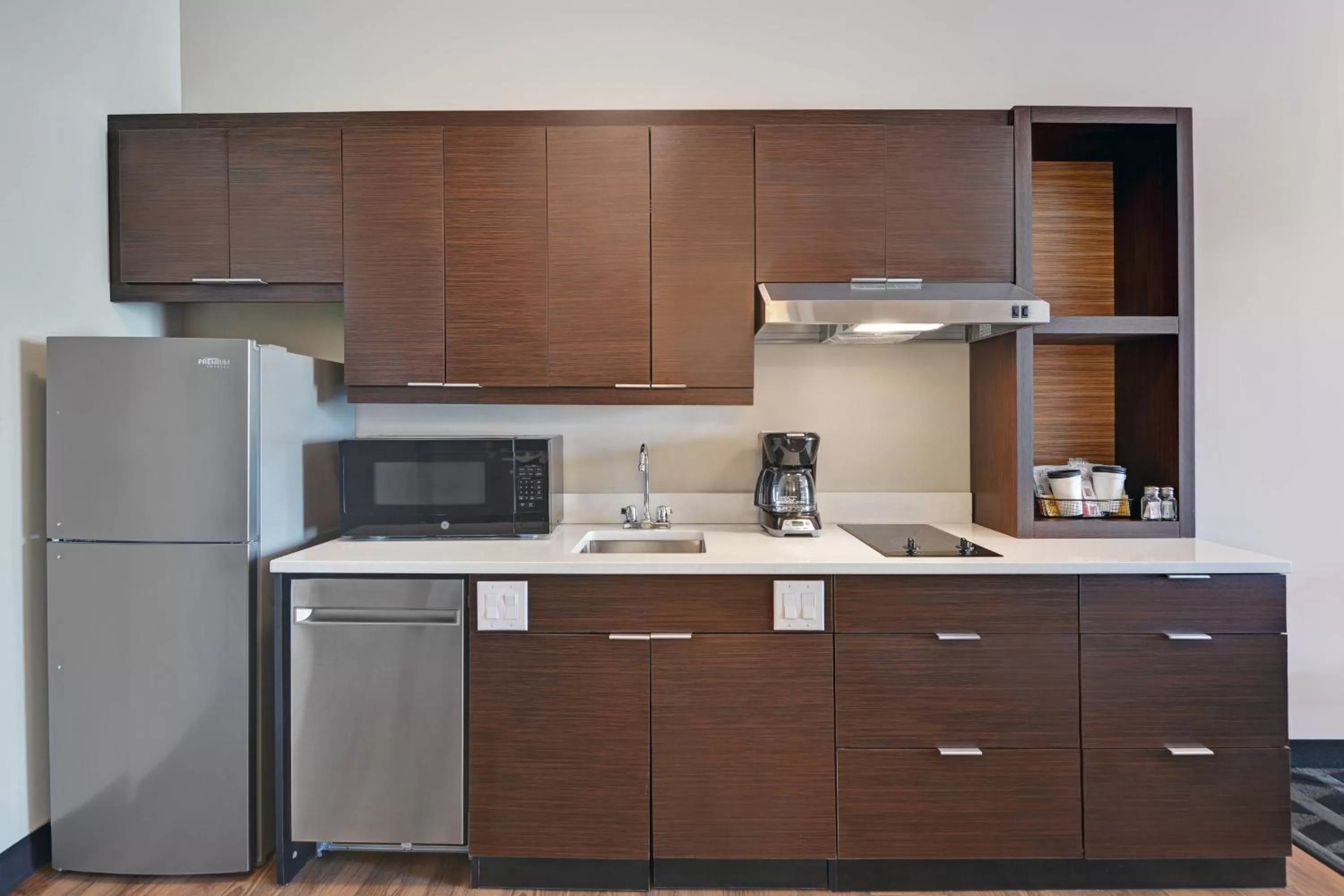 Kitchen or kitchenette in TownePlace Suites by Marriott Indianapolis Downtown
