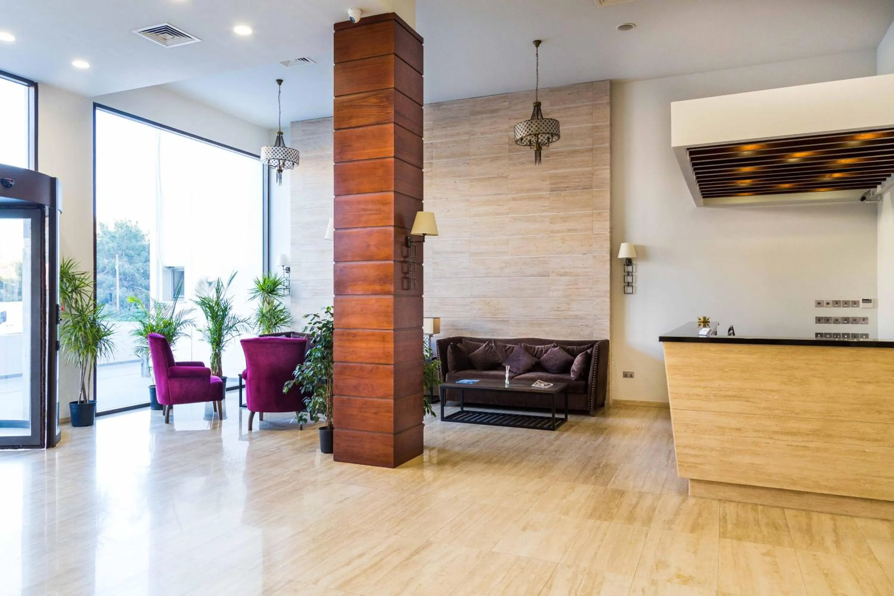 Lobby or reception in Port View Hotel