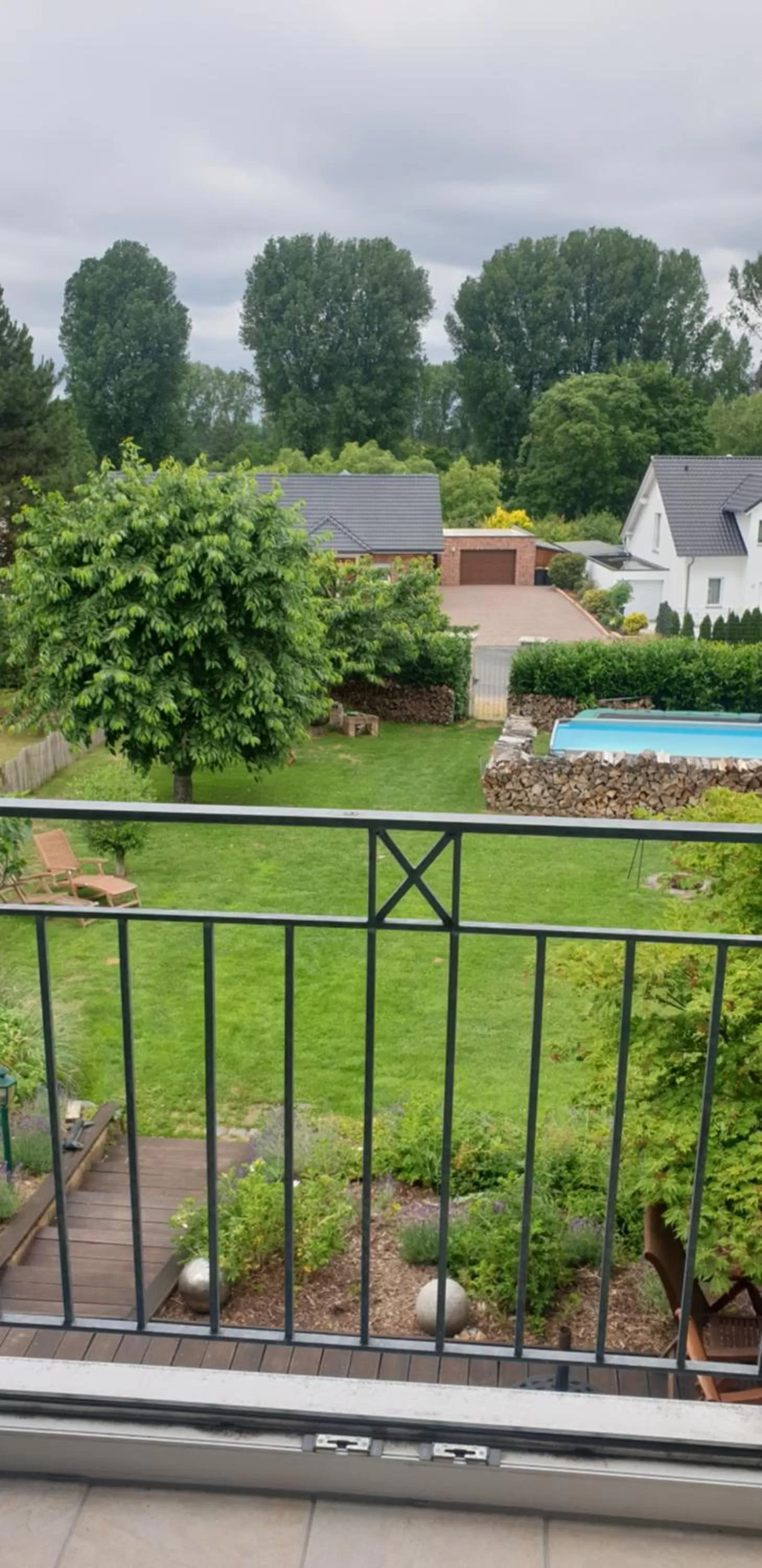 Schönste Lage am Rhein in unmittelbarer Stadtnähe, B & B