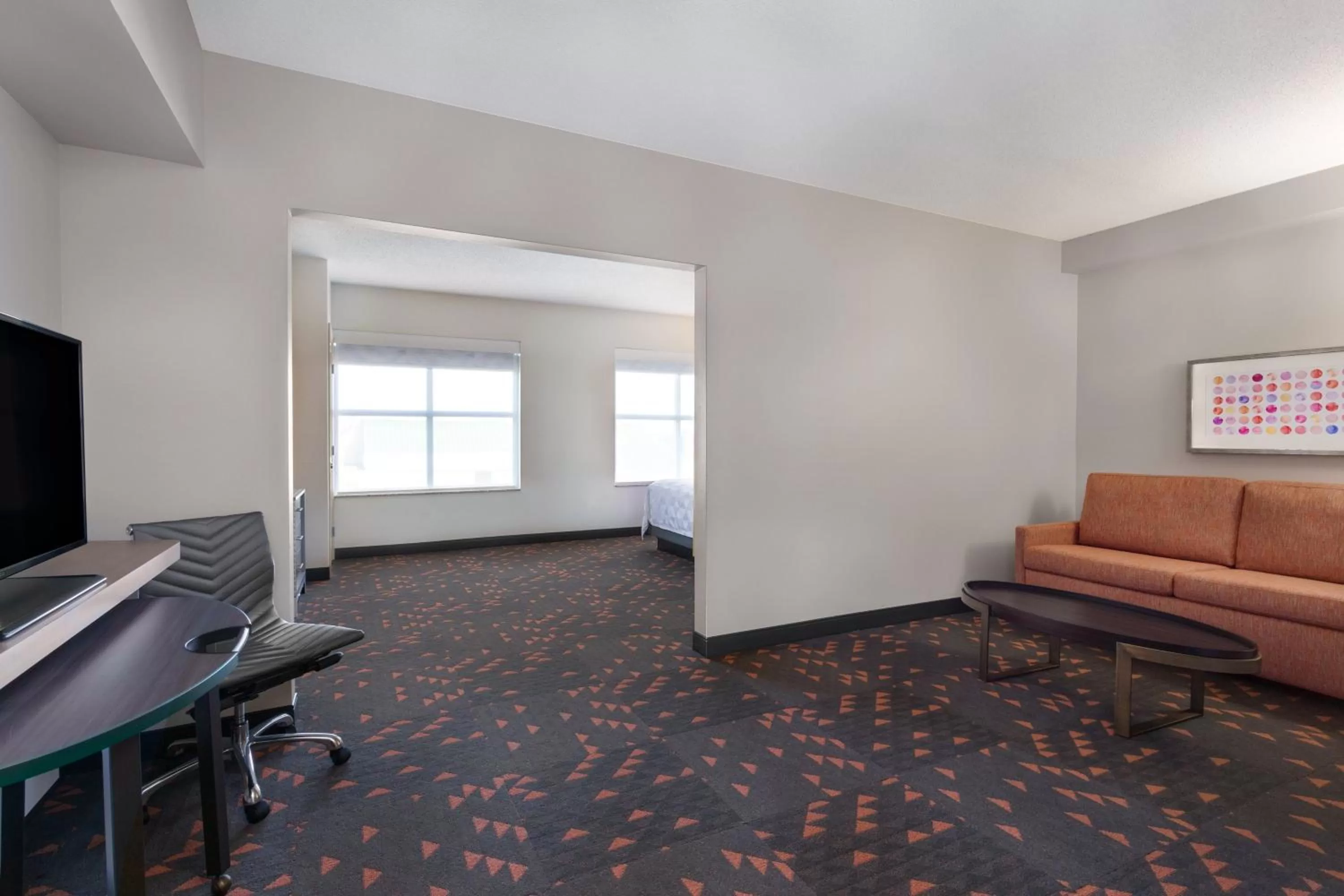 Photo of the whole room in Holiday Inn Winter Haven by IHG