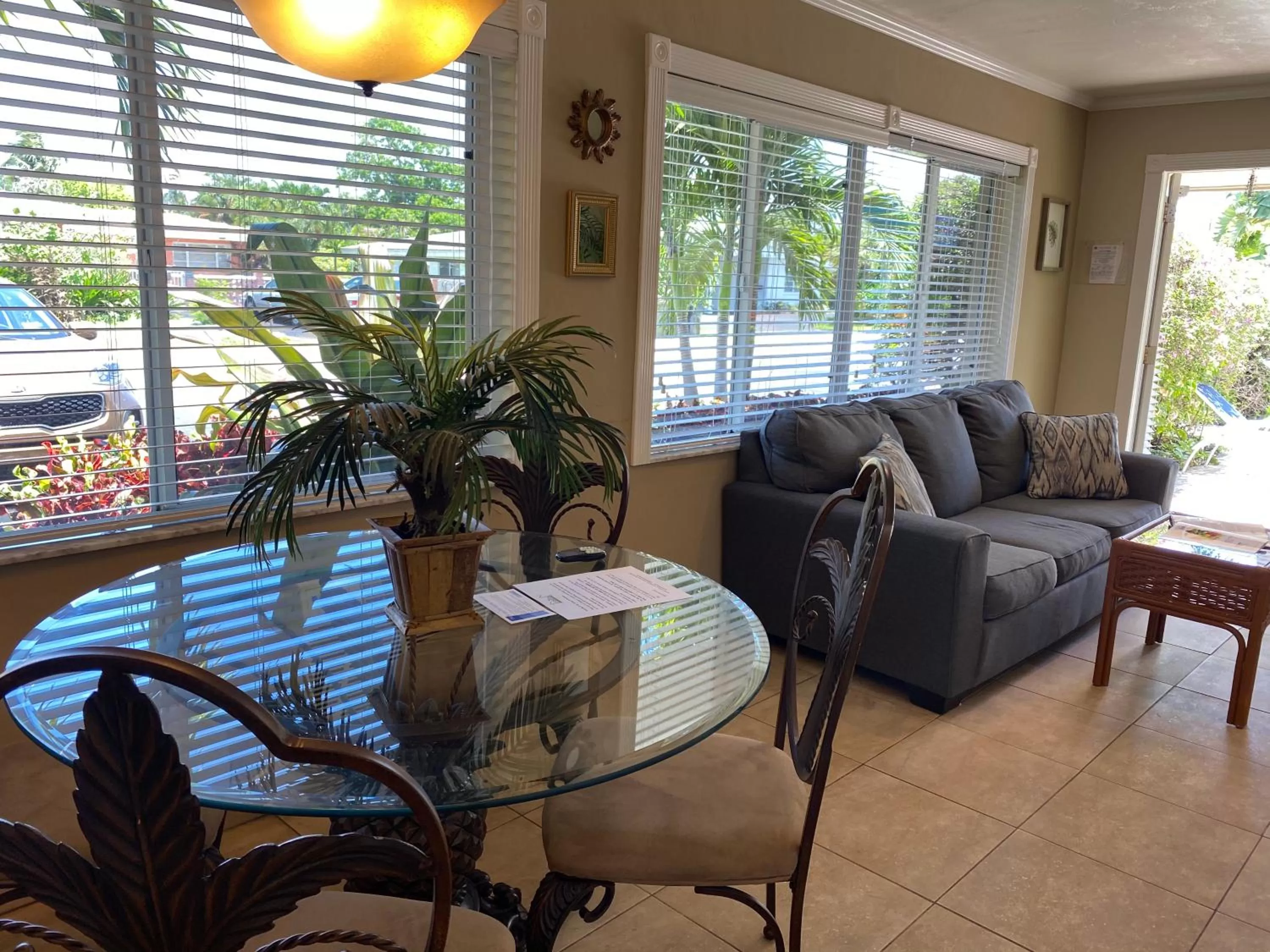 Dining area in Casitas Coral Ridge