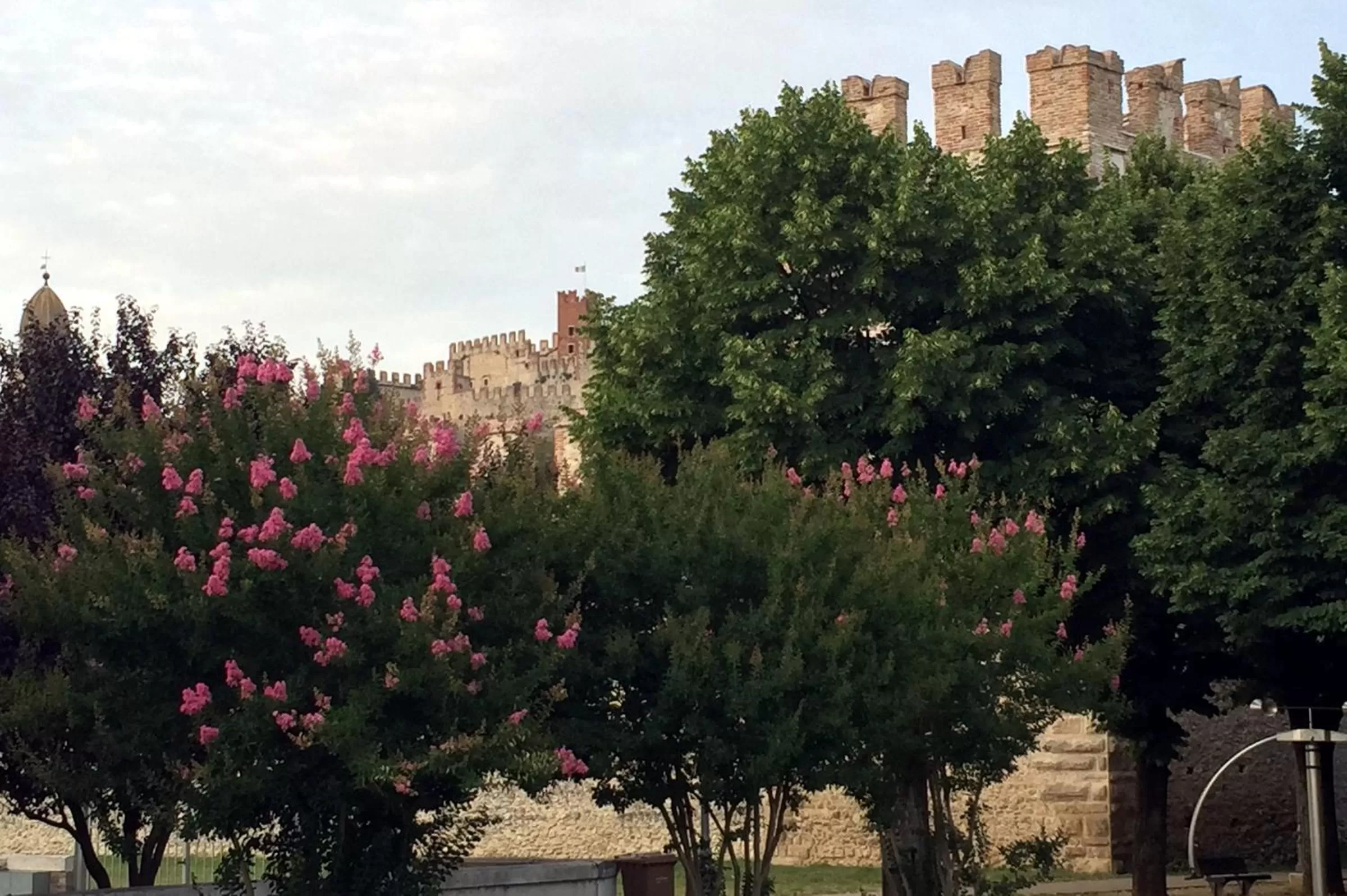 City view in Hotel Roxy Plaza