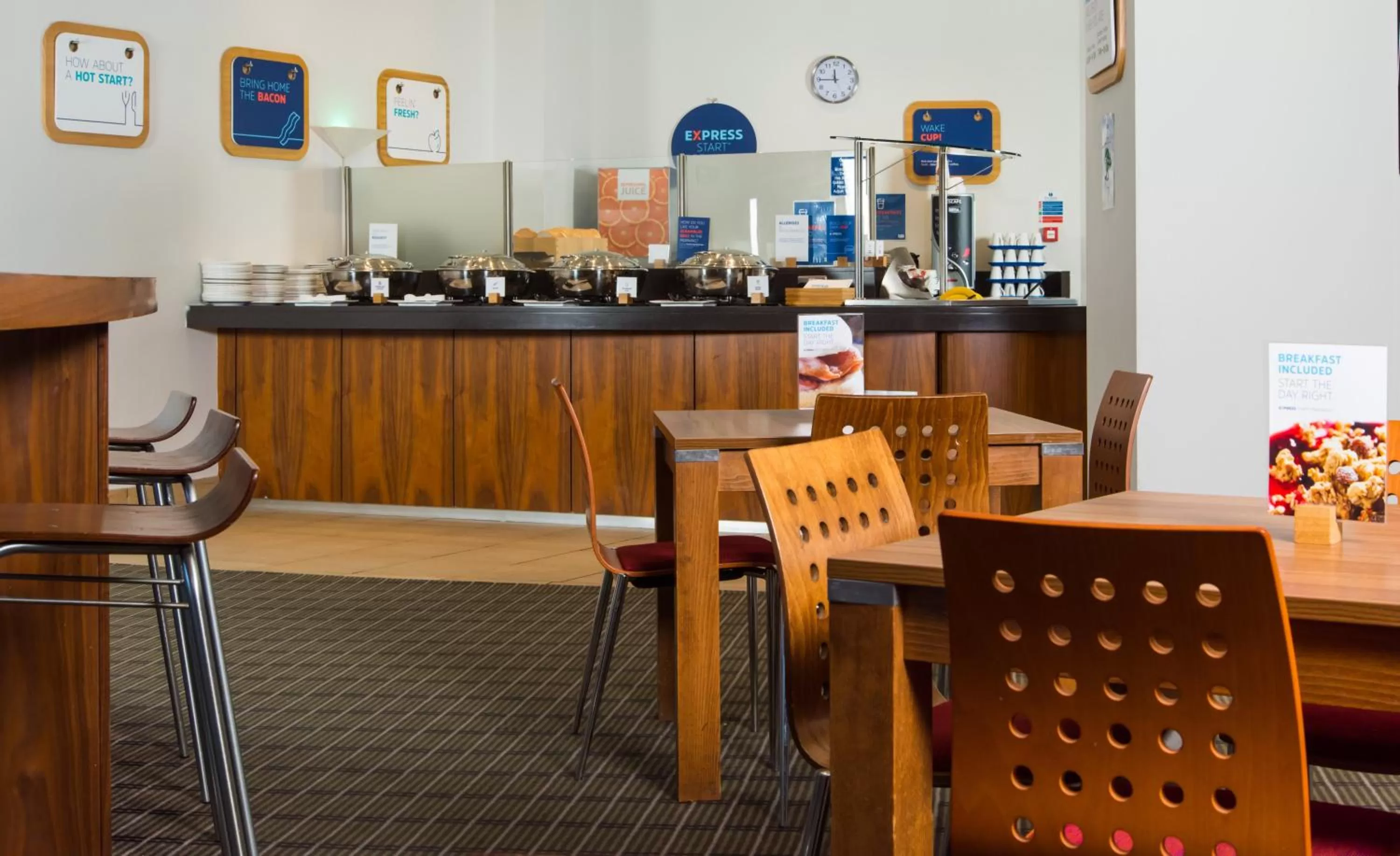 Breakfast in Holiday Inn Express Newport by IHG