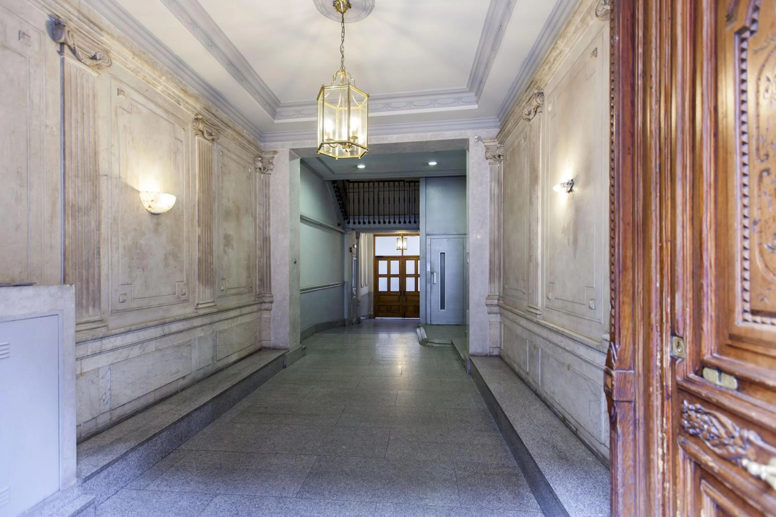 Facade/entrance in Hostal Castilla I Atocha