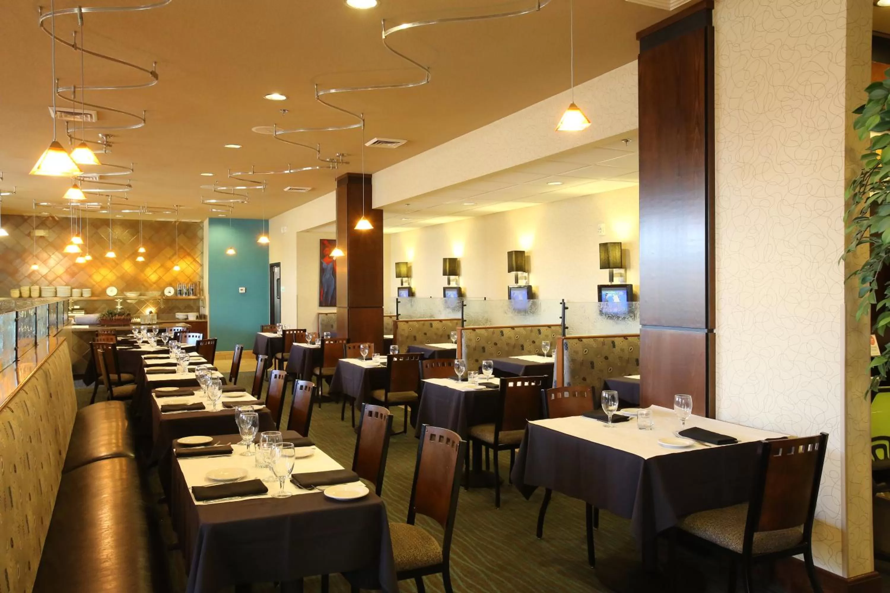 Restaurant/places to eat in Holiday Inn & Suites Salt Lake City - Airport West by IHG