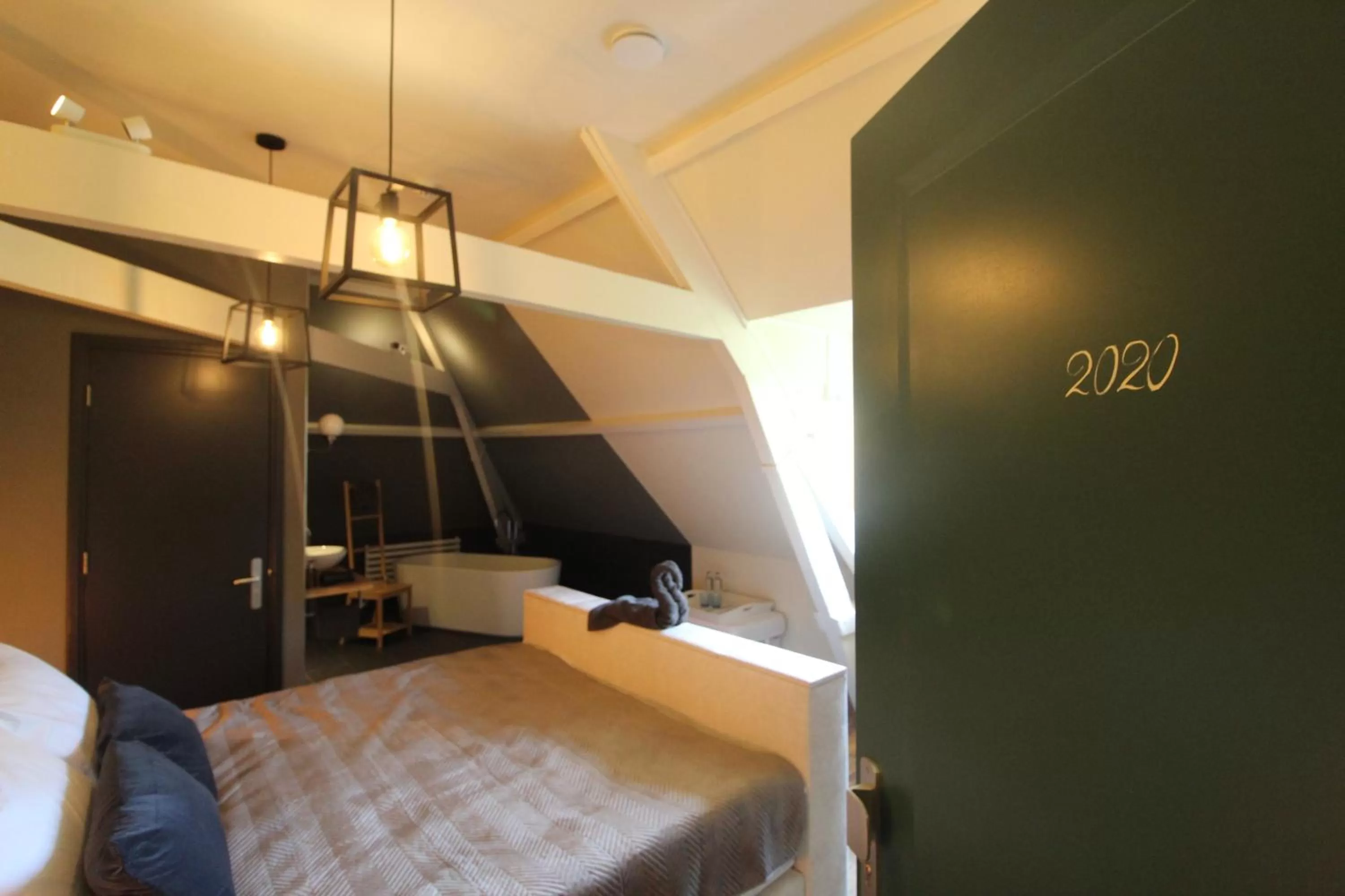 Bed in Polderhuis Bed & Breakfast