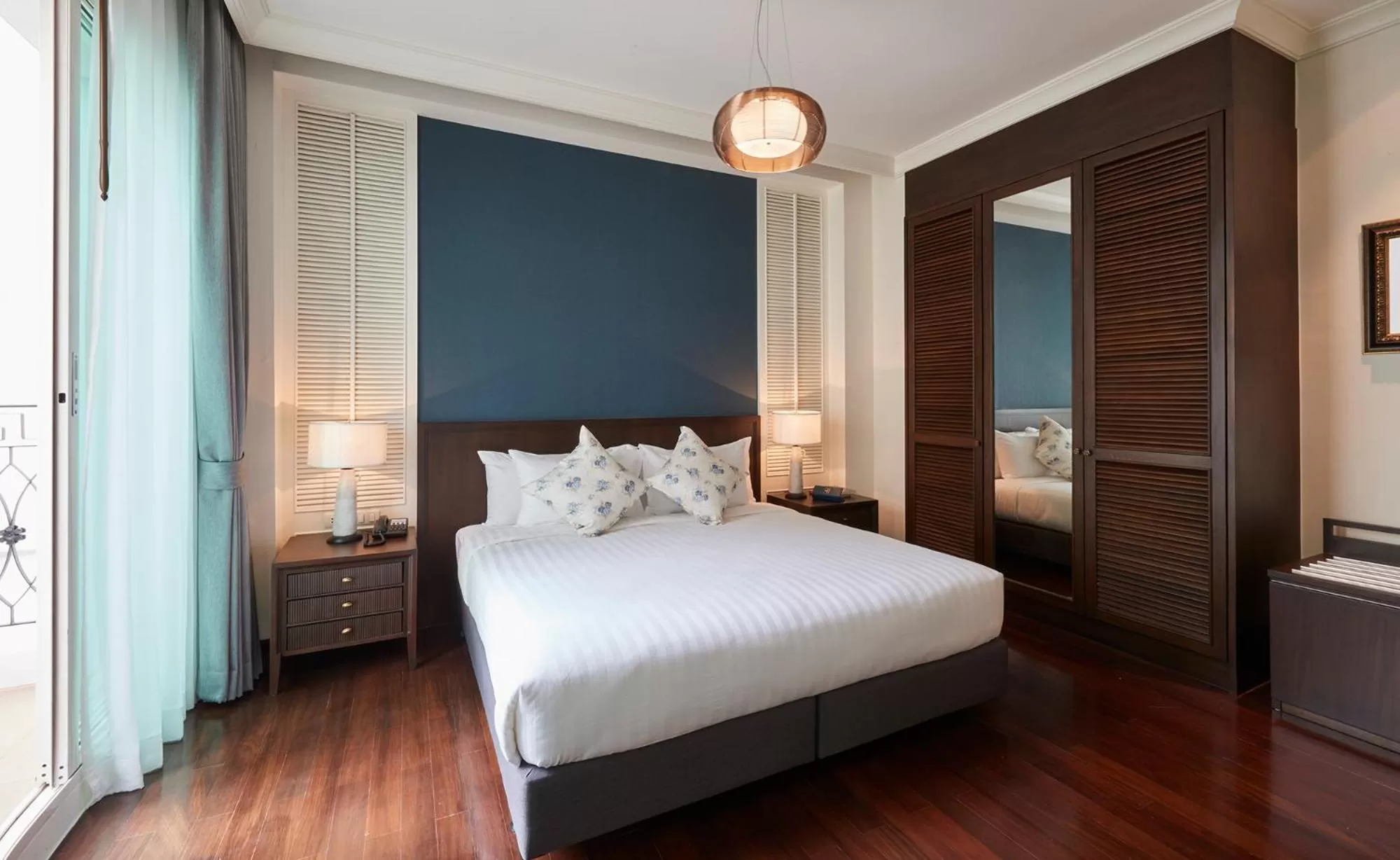 Bed in The Rose Residence, Bangkok