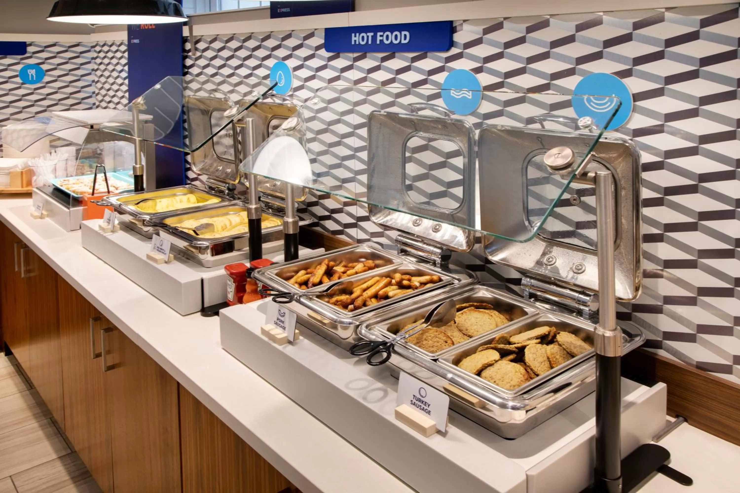 Breakfast in Holiday Inn Express & Suites S Lake Buena Vista by IHG