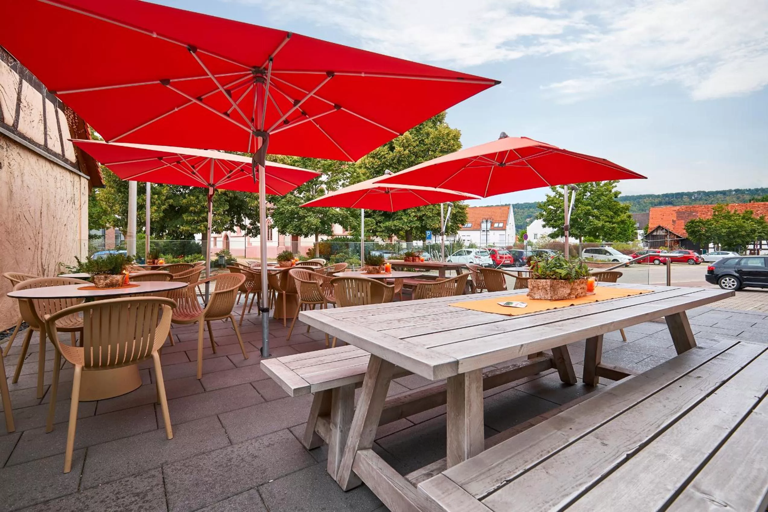 Patio in Hotel Goll Pforzheim-Niefern