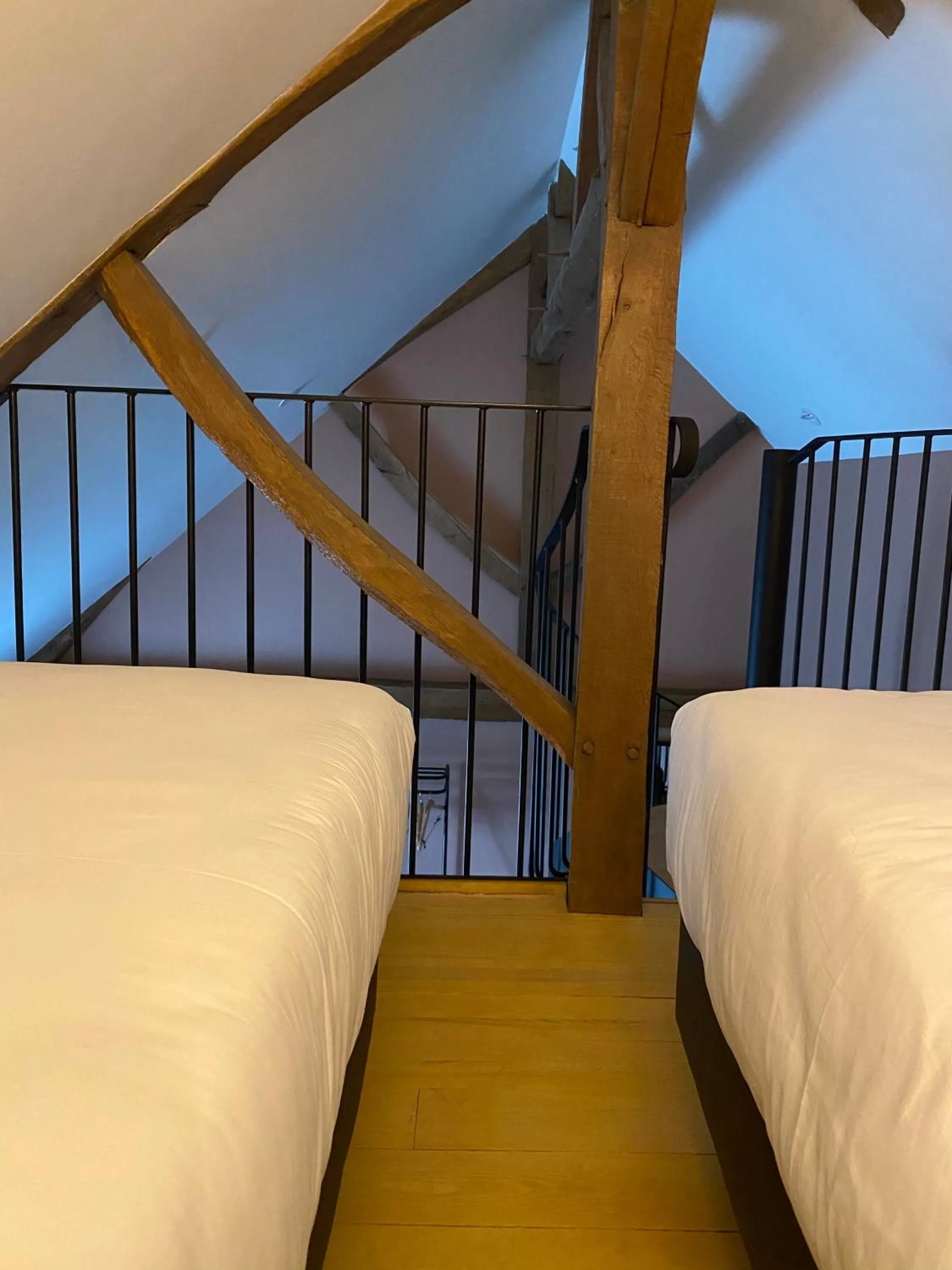 Bedroom, Bed in Hôtel Loysel le Gaucher