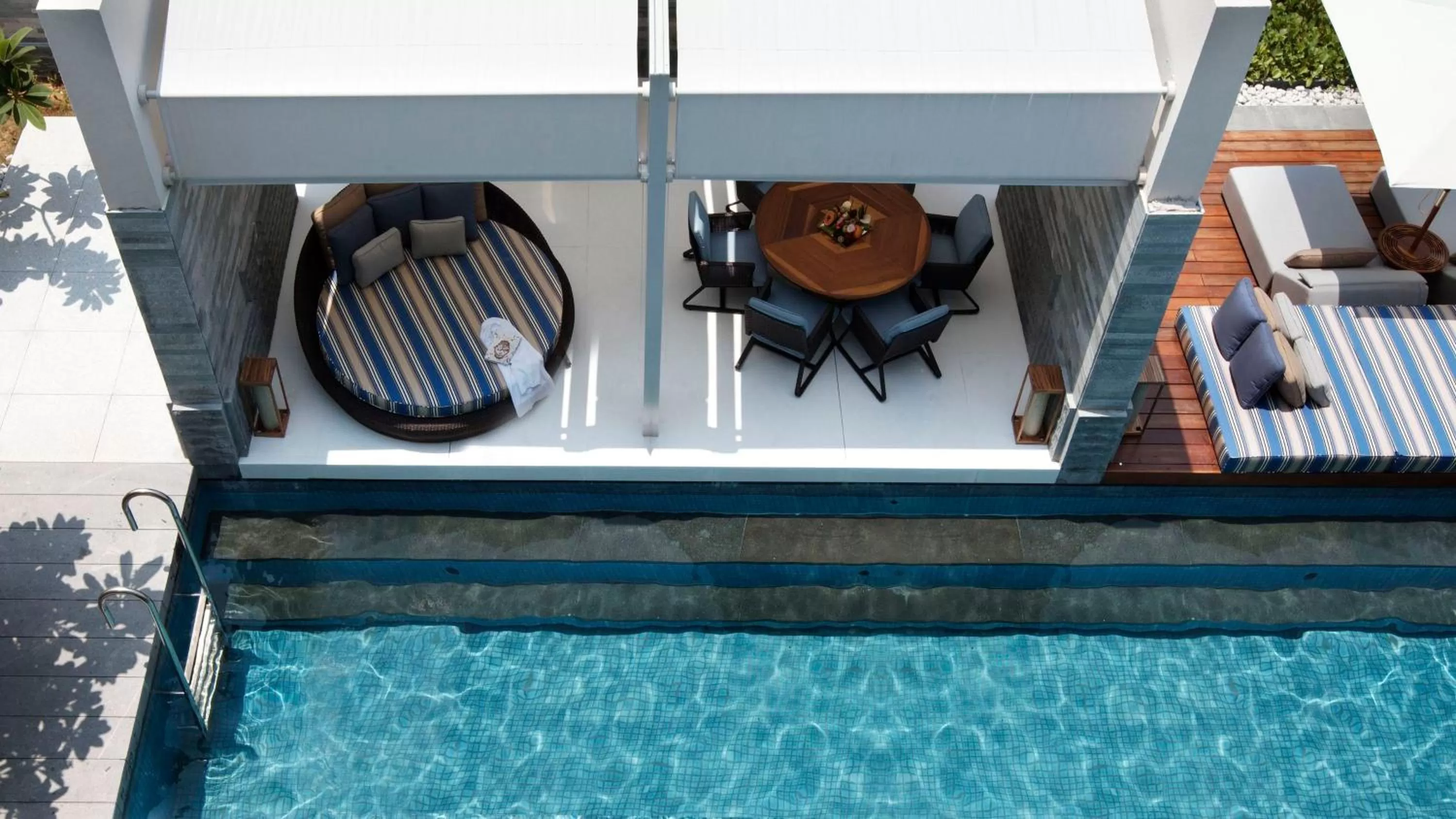 Swimming pool in InterContinental Sanya Resort by IHG