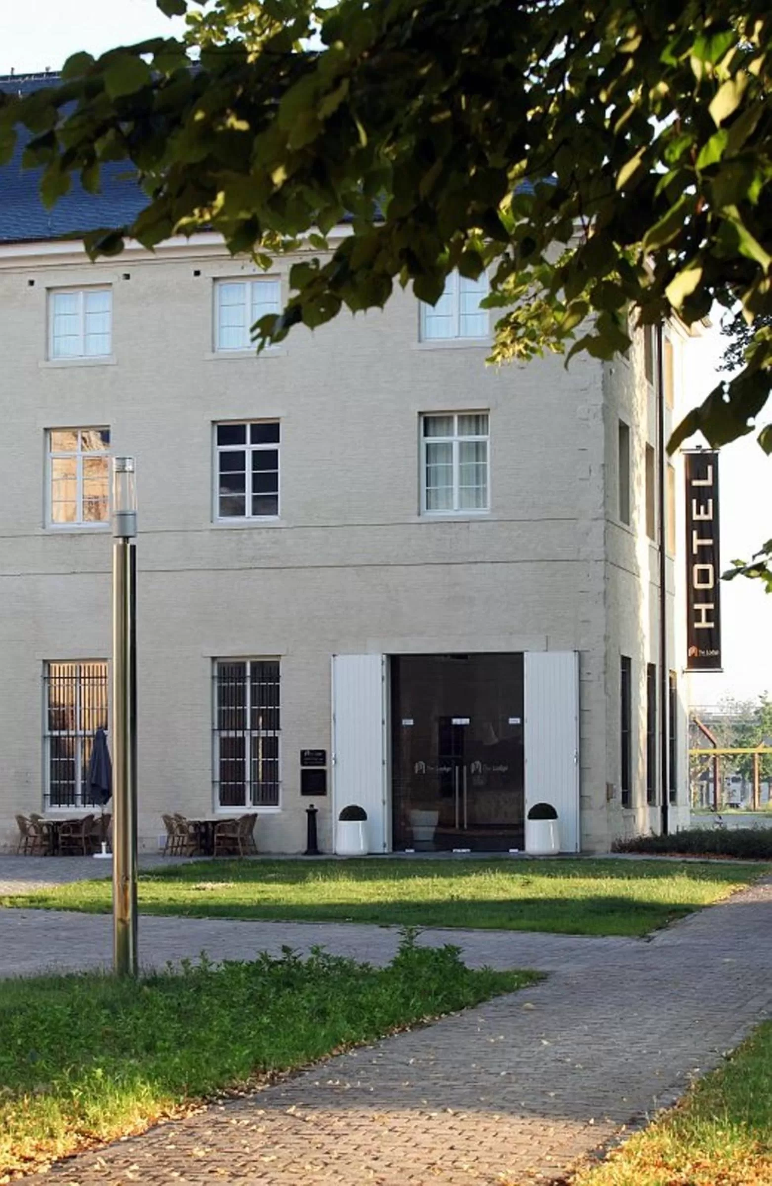 Facade/entrance in Hotel The Lodge Vilvoorde