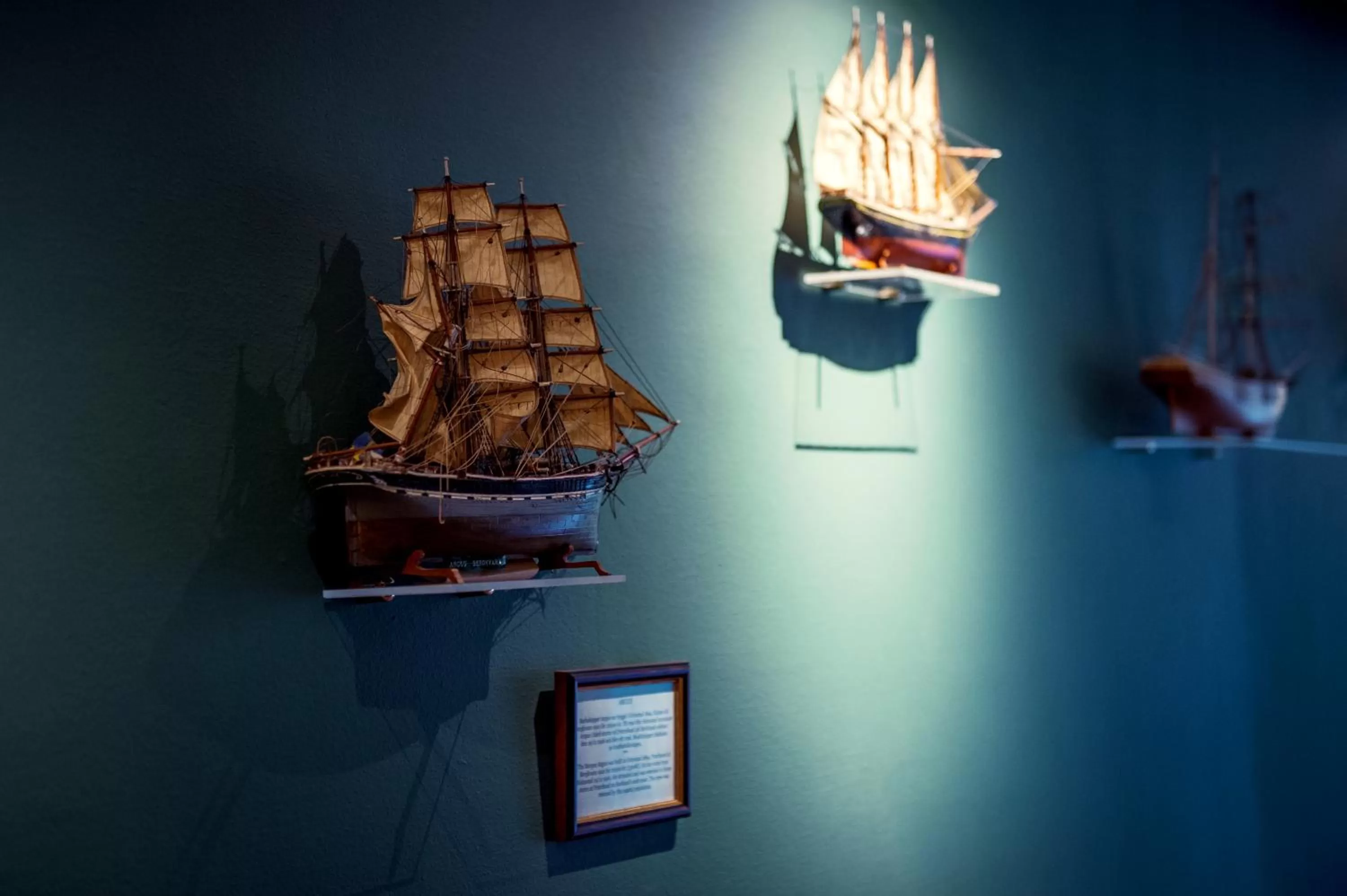 Decorative detail in Victory Apartments