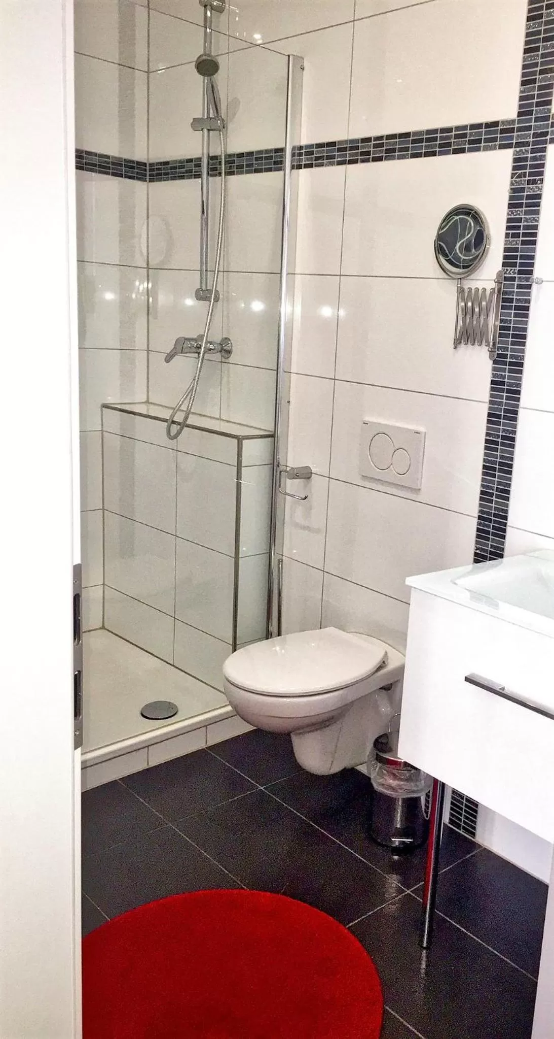 Bathroom in Suiten Hotel Dependance Laterne