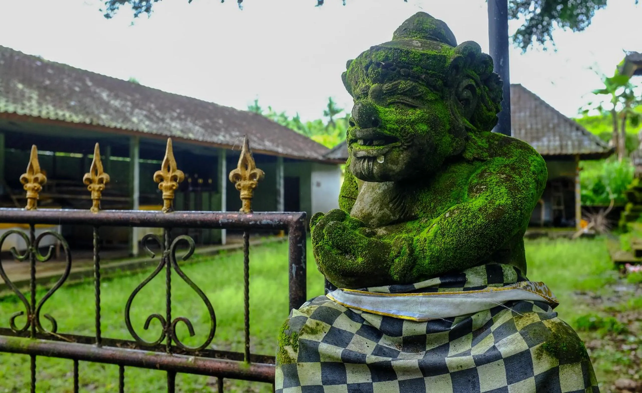 Nearby landmark in Ubad Retreat